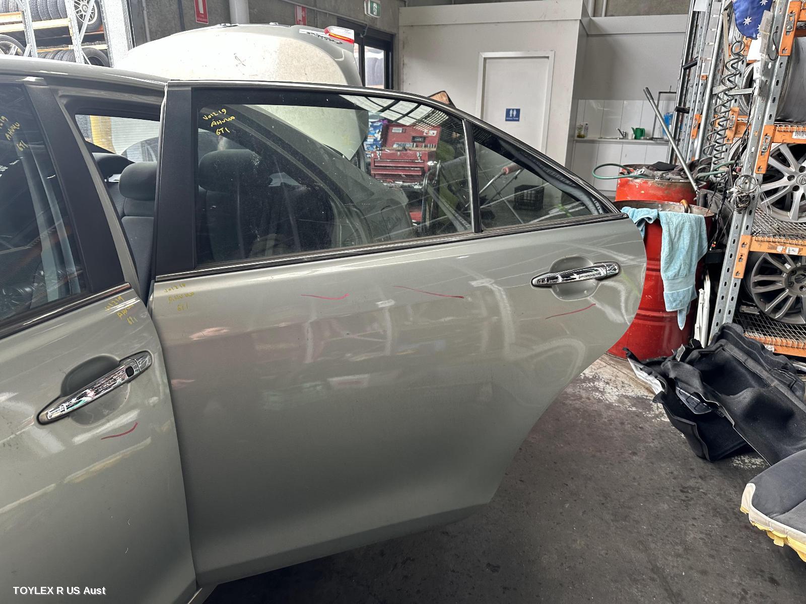 TOYOTA CAMRY 2010 Left Rear Door/Sliding ACV40/AHV40, NON MOULD TYPE