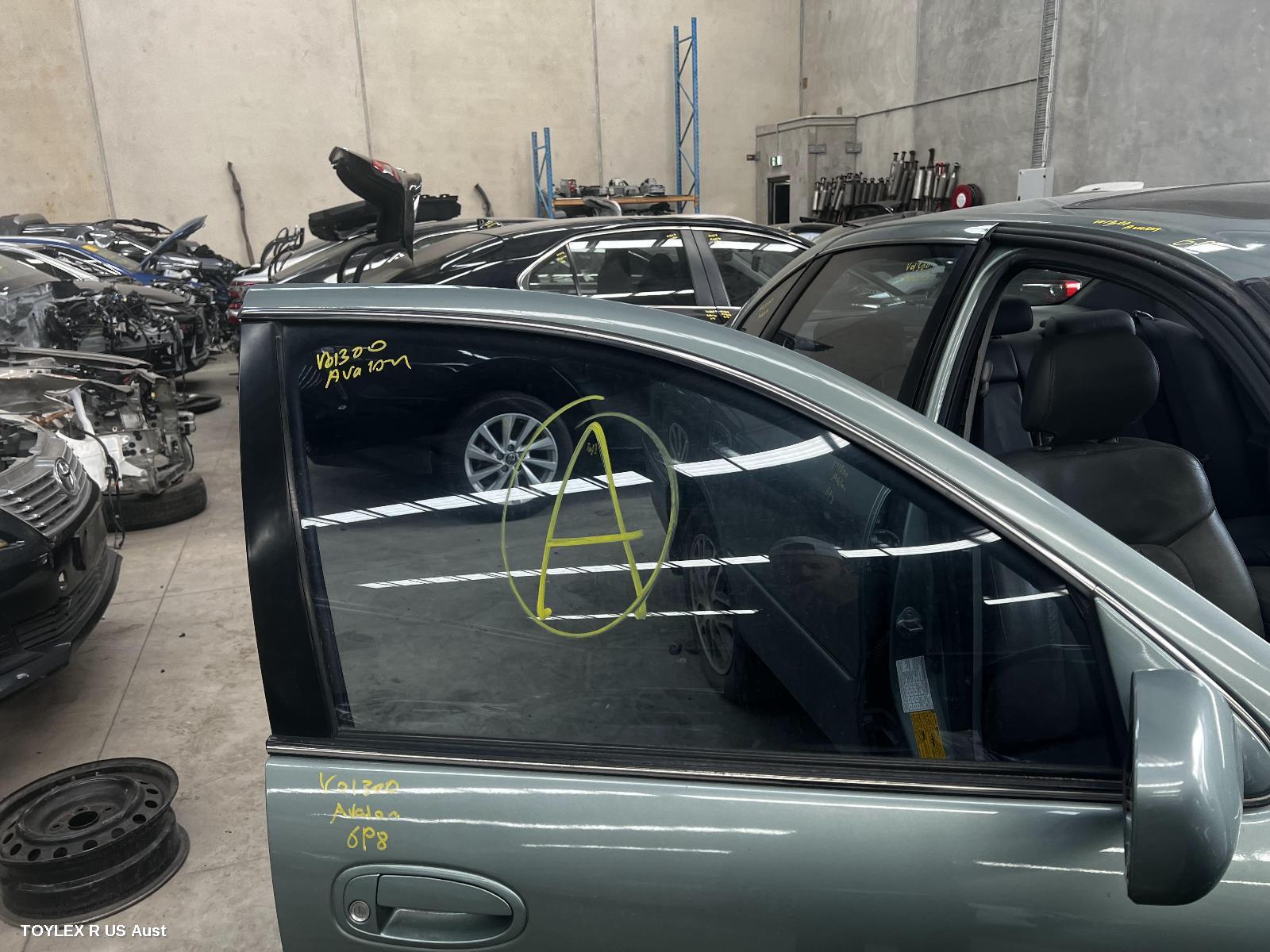 TOYOTA AVALON 2003 Right Front Door Window MCX10R