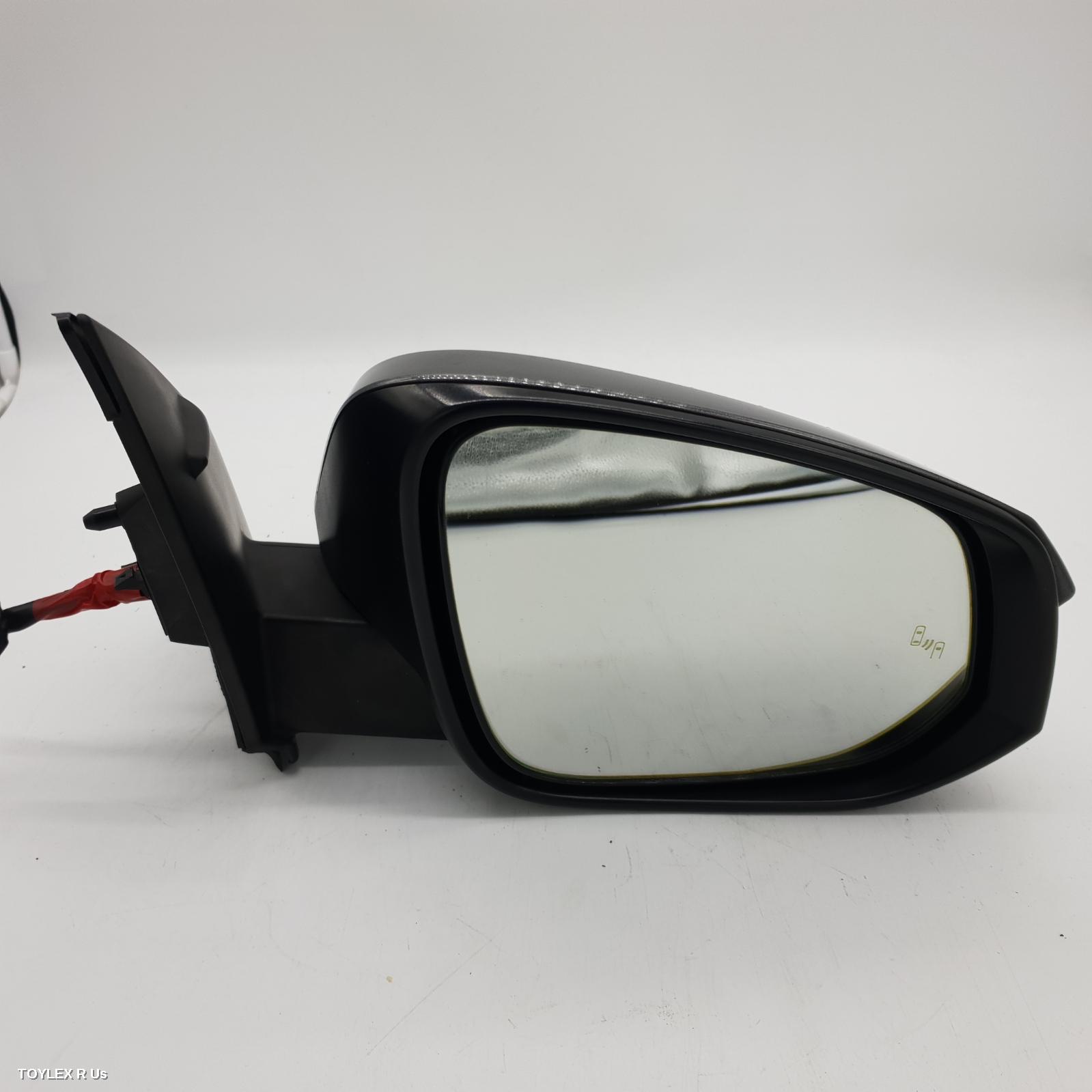 TOYOTA RAV4 2016 Right Door Mirror XA40/ZSA42R, POWER FOLD, W/ BLINDSPOT TYPE