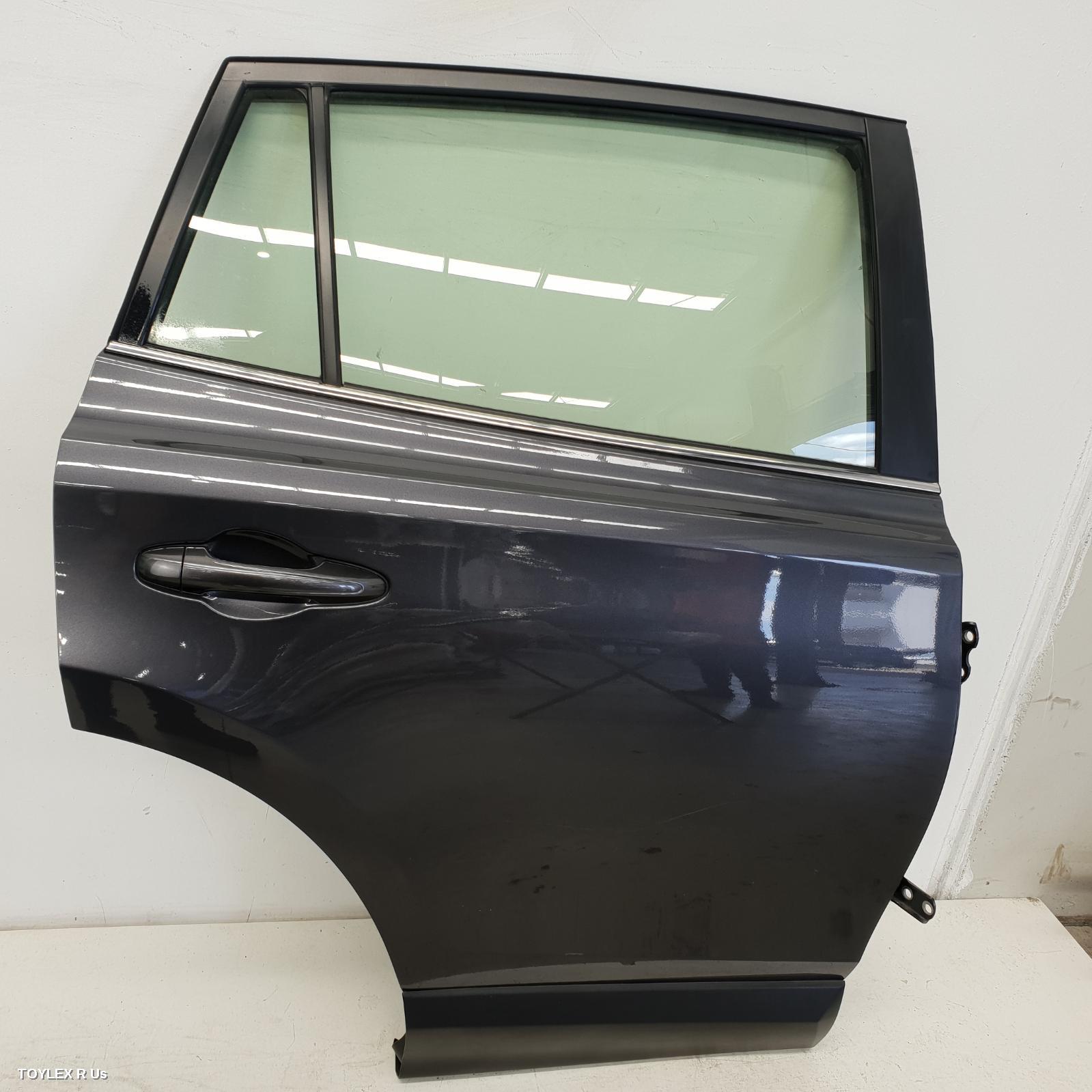 TOYOTA RAV4 2018 Right Rear Door Sliding XA40