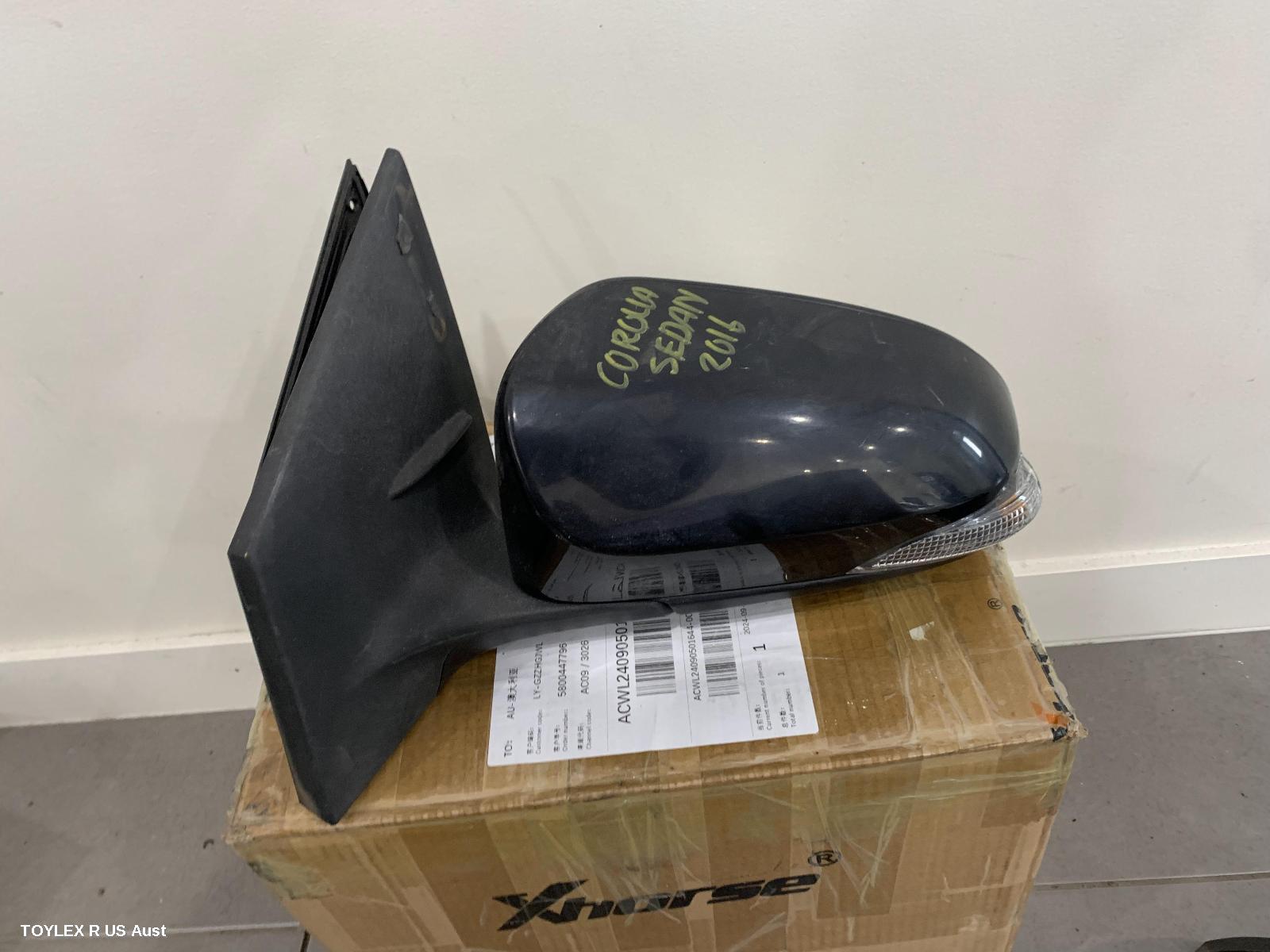 TOYOTA COROLLA 2015 Left Door Mirror ZRE172R, SEDAN, 7 PIN PLUG TYPE