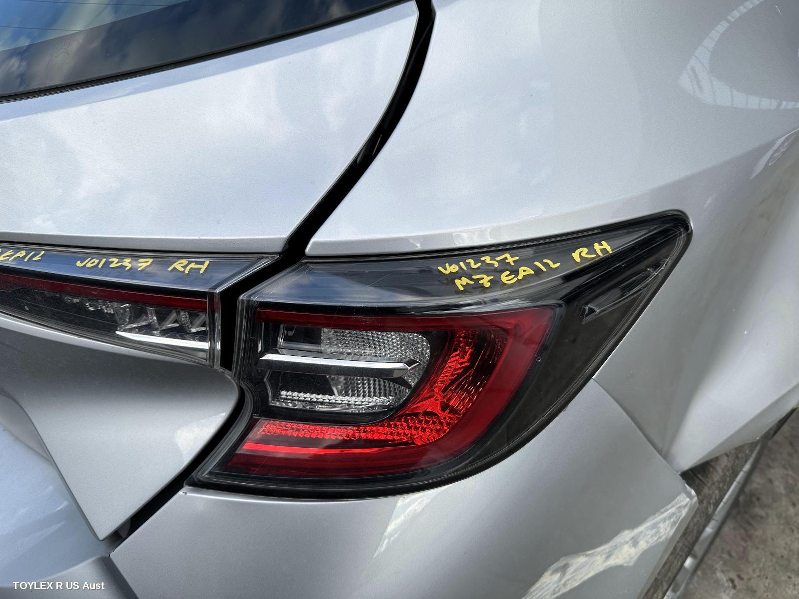 TOYOTA COROLLA 2022 Right Taillight E210, IN BODY, HATCH/WAGON
