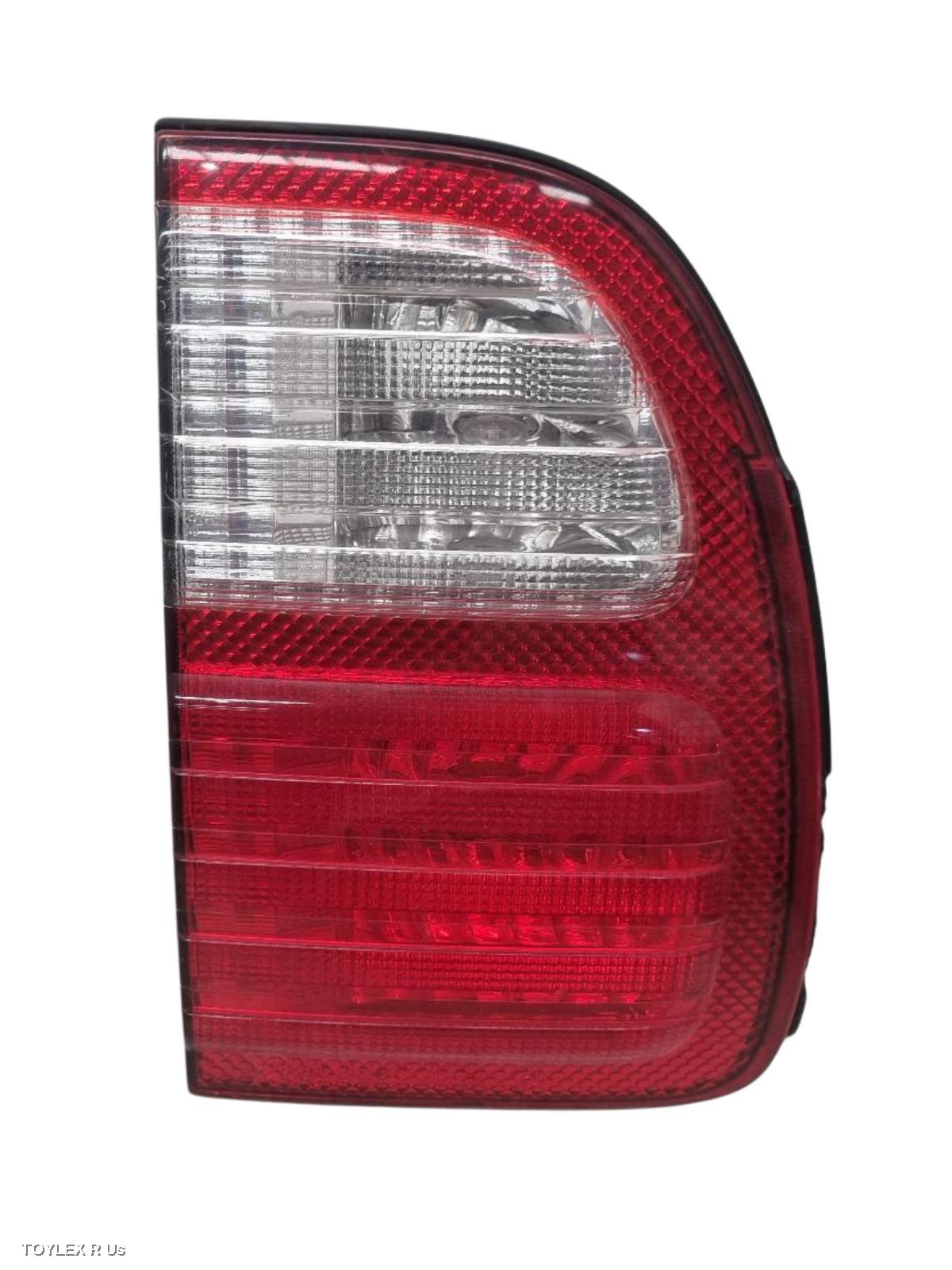 LEXUS LX470 2002 Rear Garnish TAILGATE LAMP (LH SIDE), UZJ100R