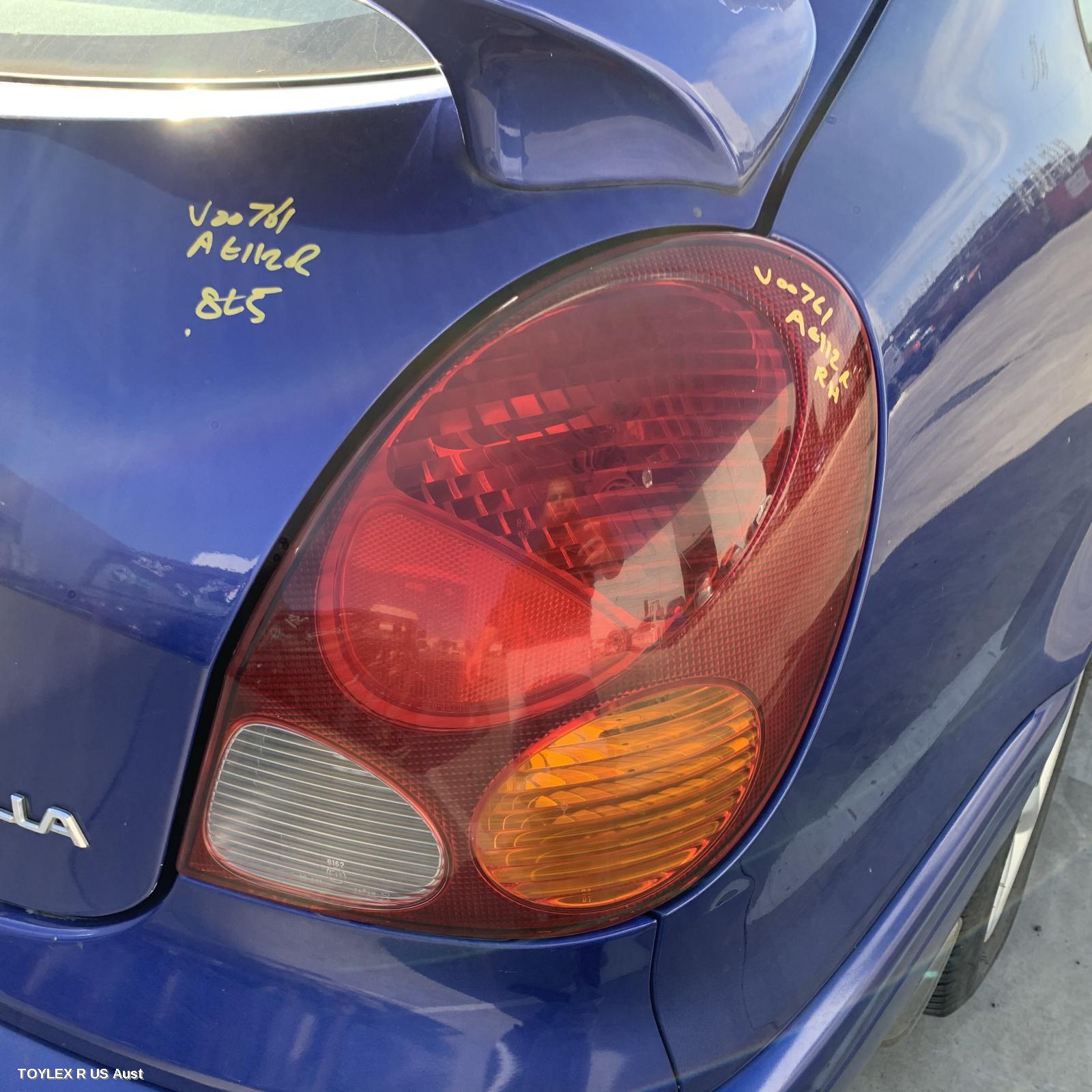 TOYOTA COROLLA 1999 Right Taillight AE112, SECA, HATCH, ROUND H/L TYPE