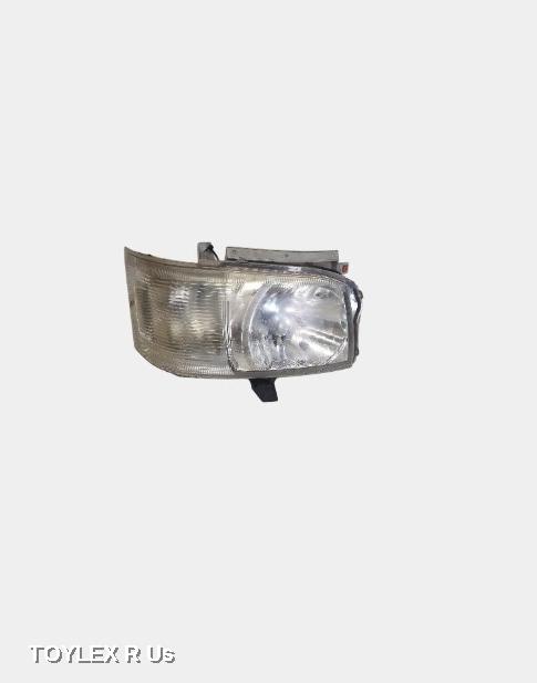 TOYOTA HIACE 2006 Right Headlamp TRH/KDH, SLWB