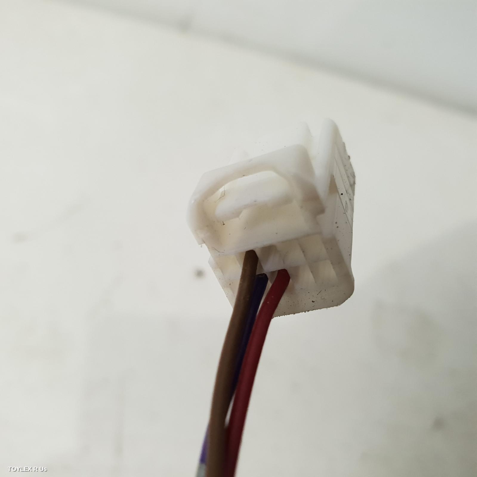 TOYOTA HILUX 2016 Right Door Mirror MANUAL FOLDING, BLACK, NON INDICATOR TYPE