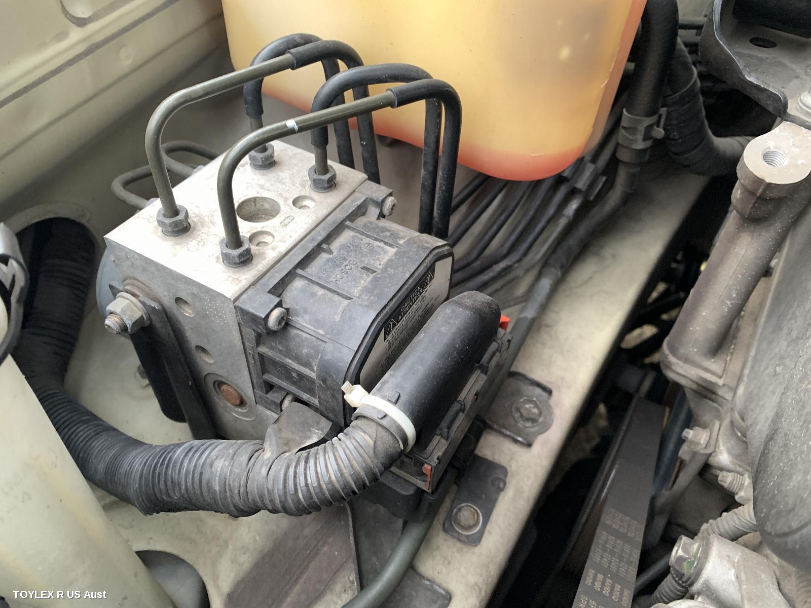 TOYOTA AVALON 2003 Abs Pump/Modulator MCX10R, LATE