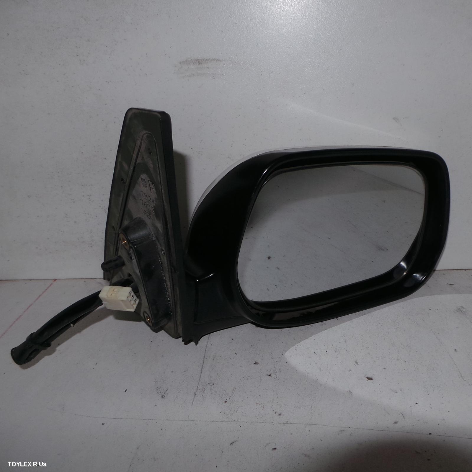 TOYOTA RAV4 2002 Right Door Mirror ACA2#R, POWER, COLOUR CODED