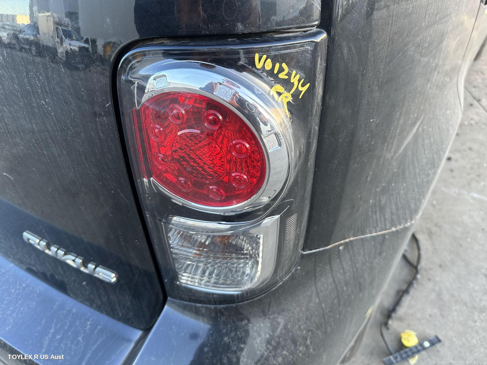TOYOTA RUKUS 2010 Right Taillight AZE151R