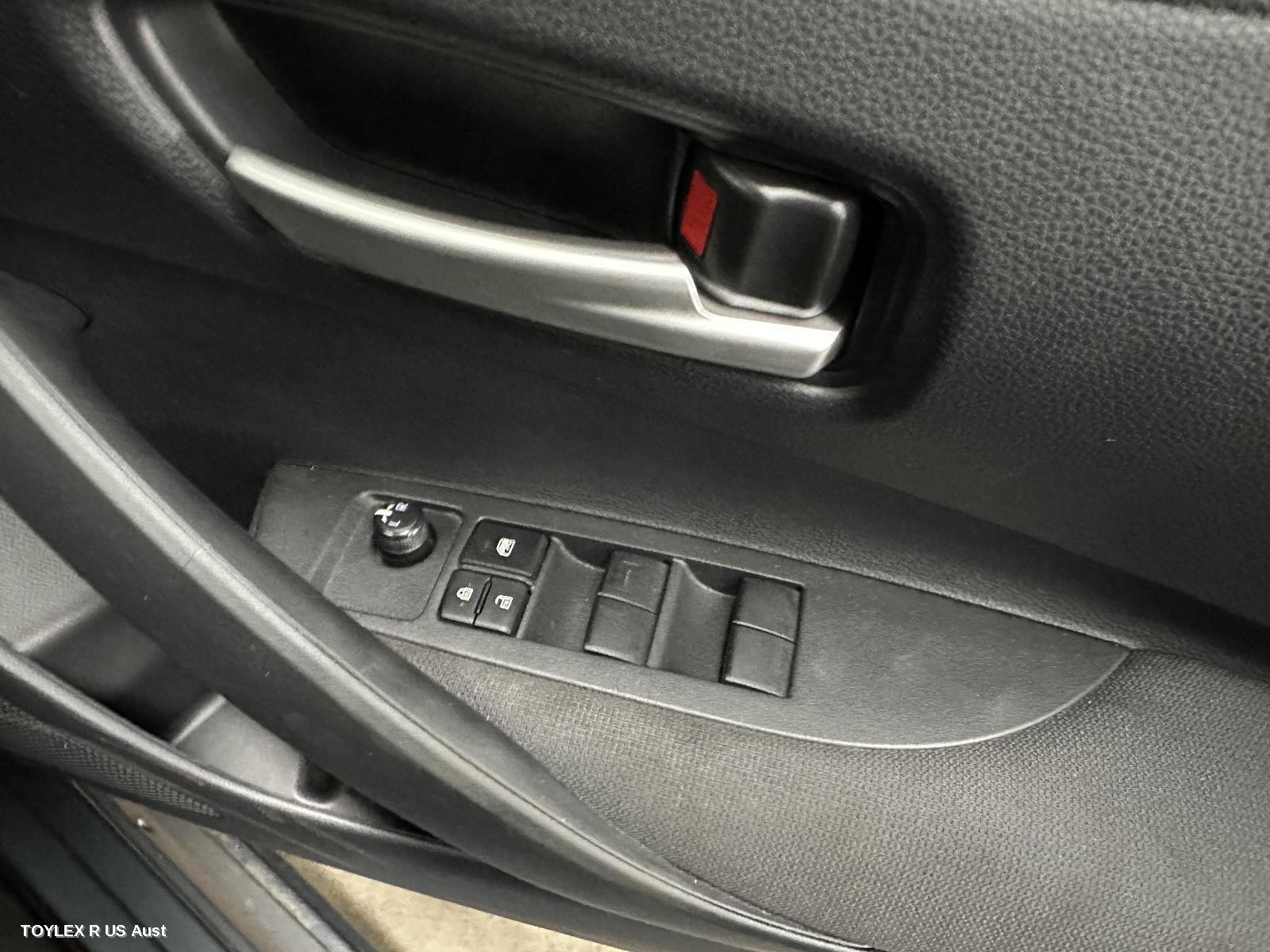 TOYOTA COROLLA 2020 Pwr Dr Wind Switch RH FRONT (MASTER SWITCH), NON AUTO FOLDING MIRROR TYPE, E210