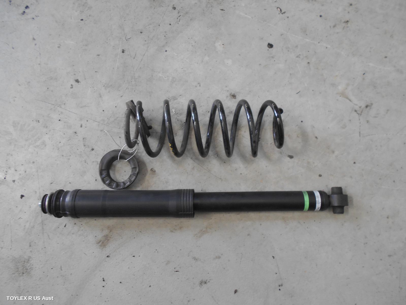 TOYOTA COROLLA 2013 Right Rear Strut ZRE182R, HATCH