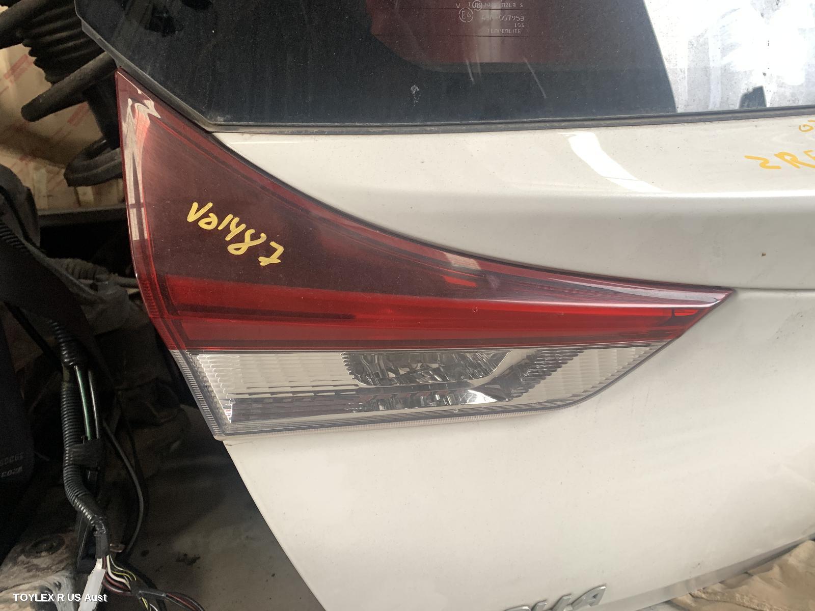 TOYOTA COROLLA 2017 Rear Garnish TAILGATE LAMP (LH SIDE), ZRE182R/ZWE186R, HATCH