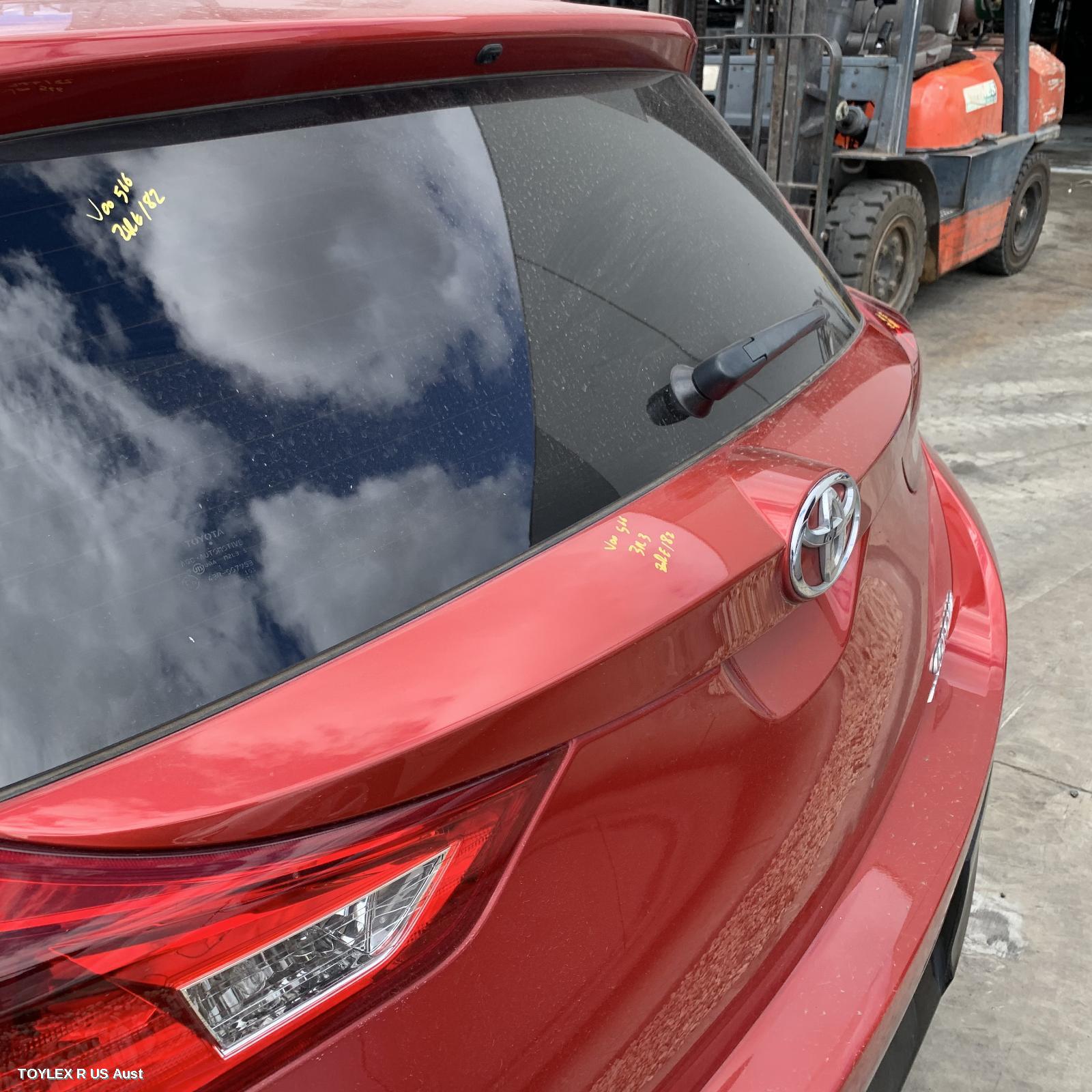 TOYOTA COROLLA 2013 Rear Garnish TAILGATE GARNISH (CENTRE), ZRE182R, HATCH