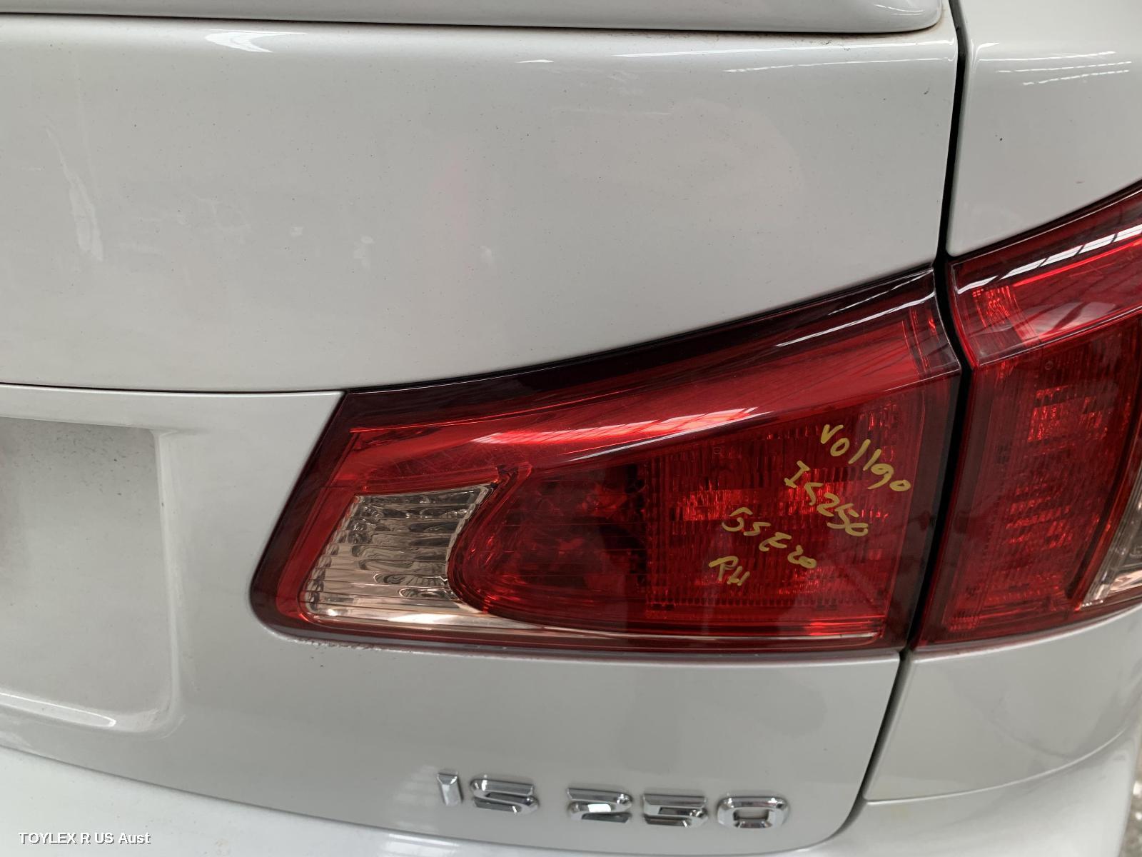 LEXUS IS250/IS250C 2012 Rear Garnish IS250/IS350, BOOTLID LAMP (RH SIDE), GSE20R/GSE21R, SEDAN