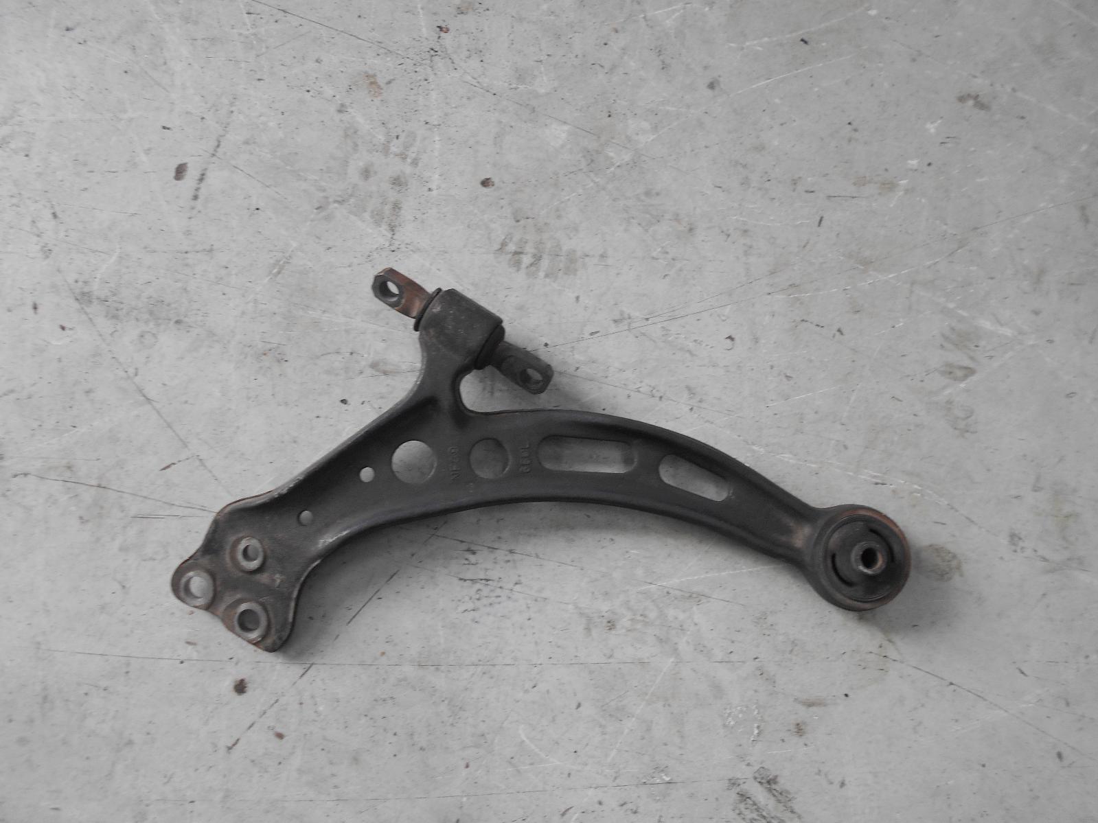 TOYOTA CAMRY, Left Front Lower Control Arm, SK20, (CAST TYPE), 08/97-08/02