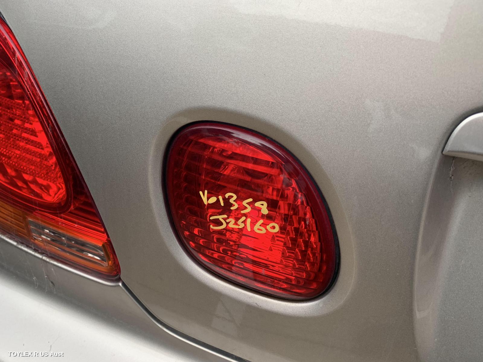 LEXUS GS 2002 Rear Garnish BOOTLID LAMP (LH SIDE)