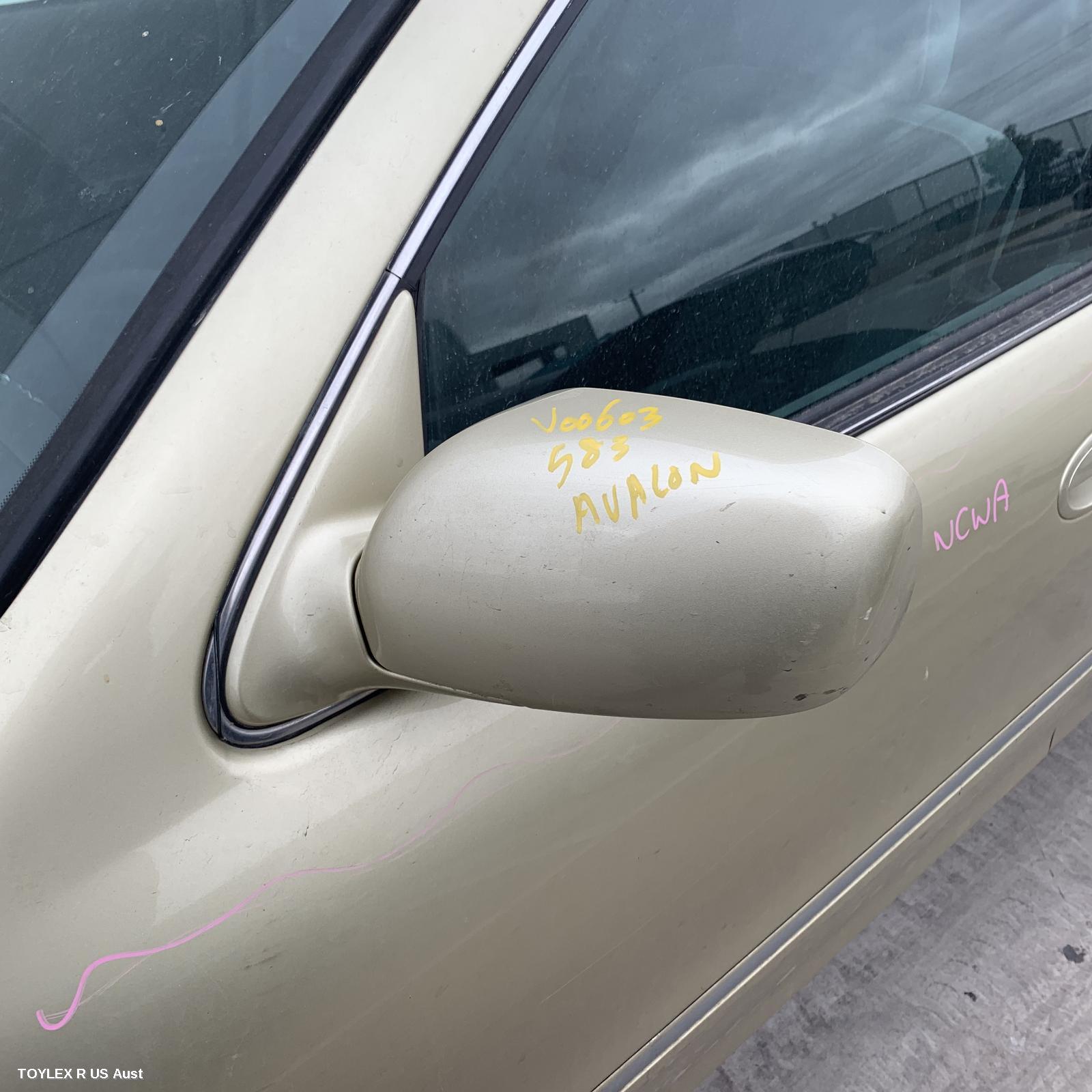 TOYOTA AVALON 2004 Left Door Mirror MCX10R, POWER, COLOUR CODED TYPE