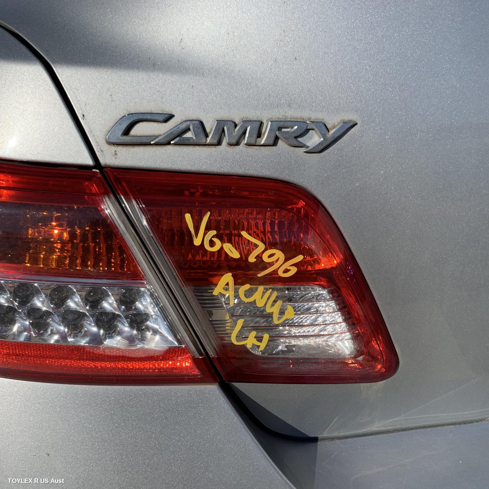 TOYOTA CAMRY 2010 Rear Garnish BOOTLID LAMP (LH SIDE), STANDARD, LED TYPE, ACV40/SPORTIVO