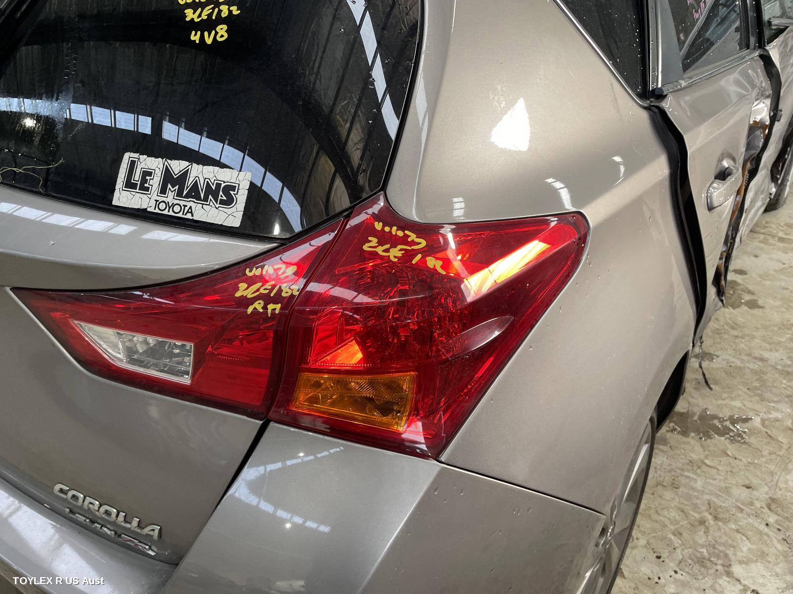 TOYOTA COROLLA 2013 Right Taillight ZRE182R/ZWE186R, HATCH