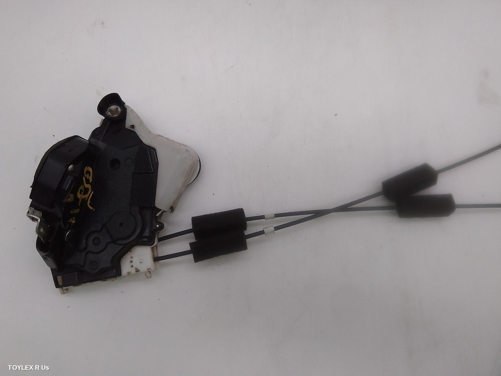 TOYOTA FJ CRUISER 2014 Door/Boot/Gate Lock RH FRONT, DOOR LOCK/LATCH, GSJ15R