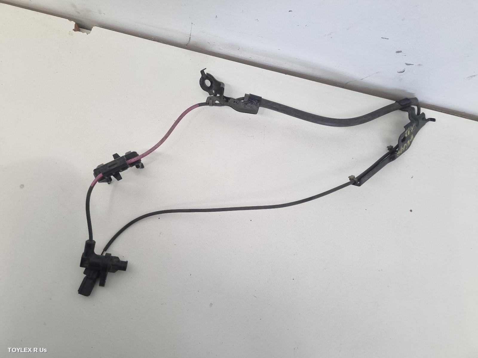 TOYOTA KLUGER 2012 Abs Sensor RH FRONT, 2WD/4WD, GSU40/GSU45