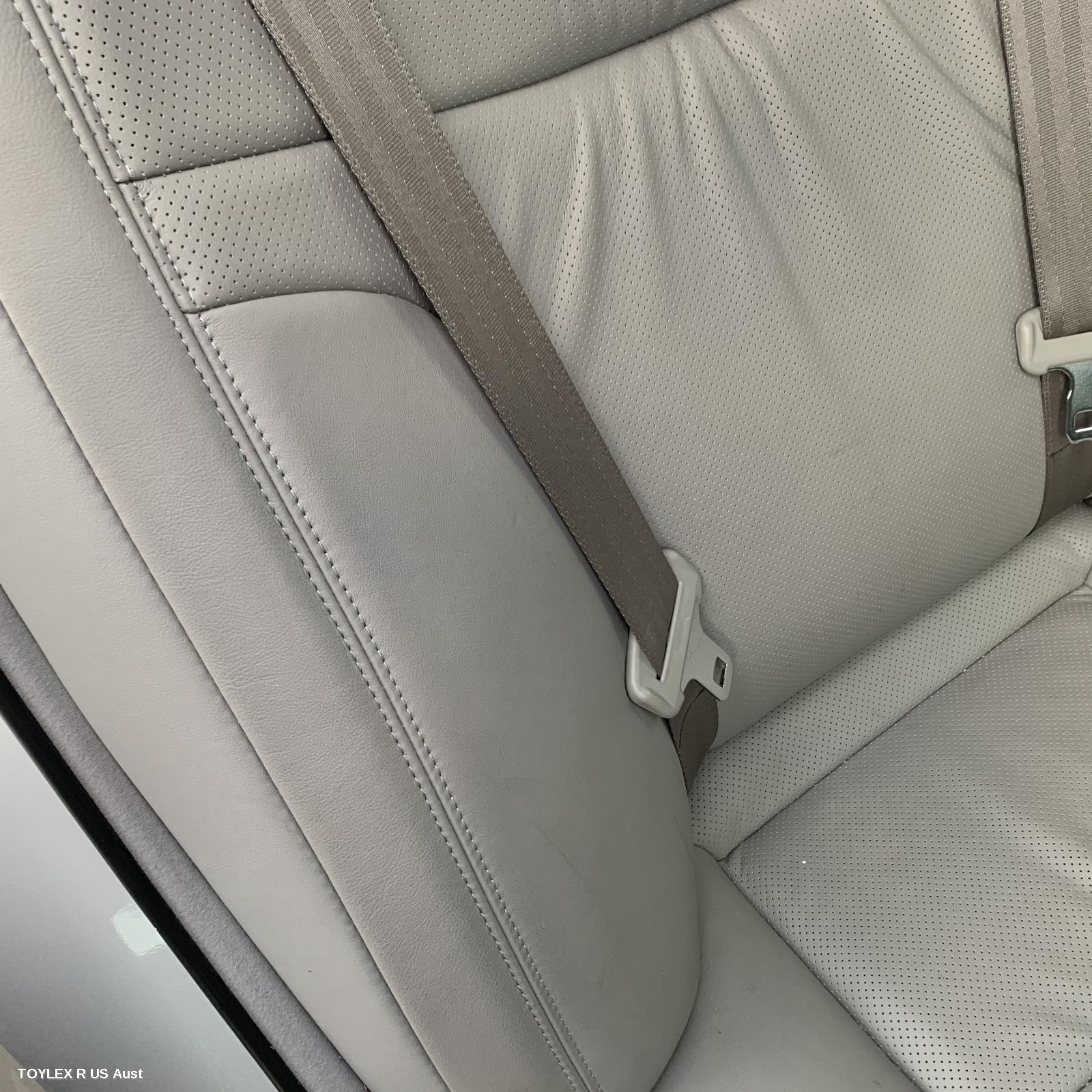 LEXUS ES300 (92-05) 2005 Seatbelt/Stalk RH REAR, MCV30