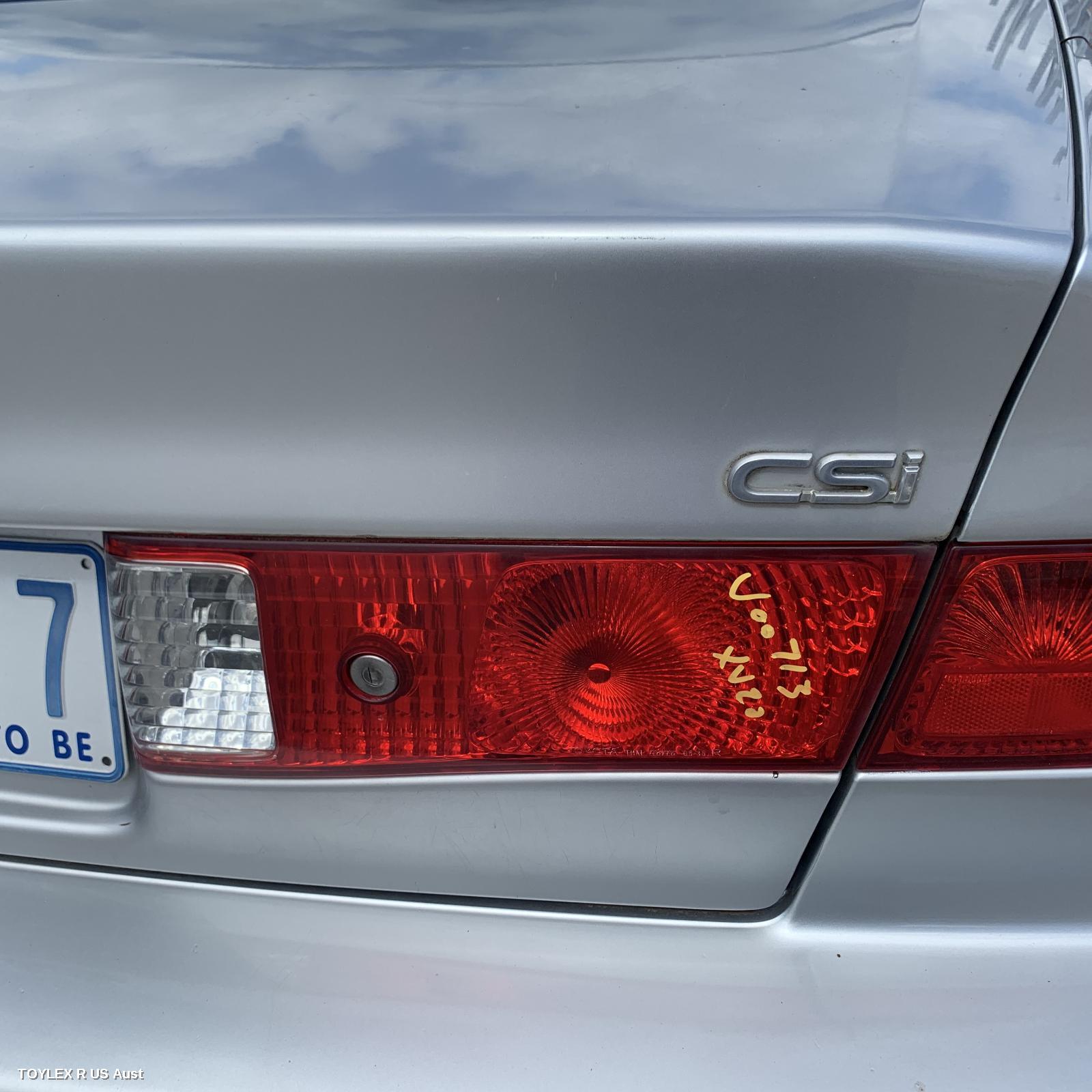 TOYOTA CAMRY 2000 Rear Garnish BOOTLID LAMP, RH SIDE, SK20