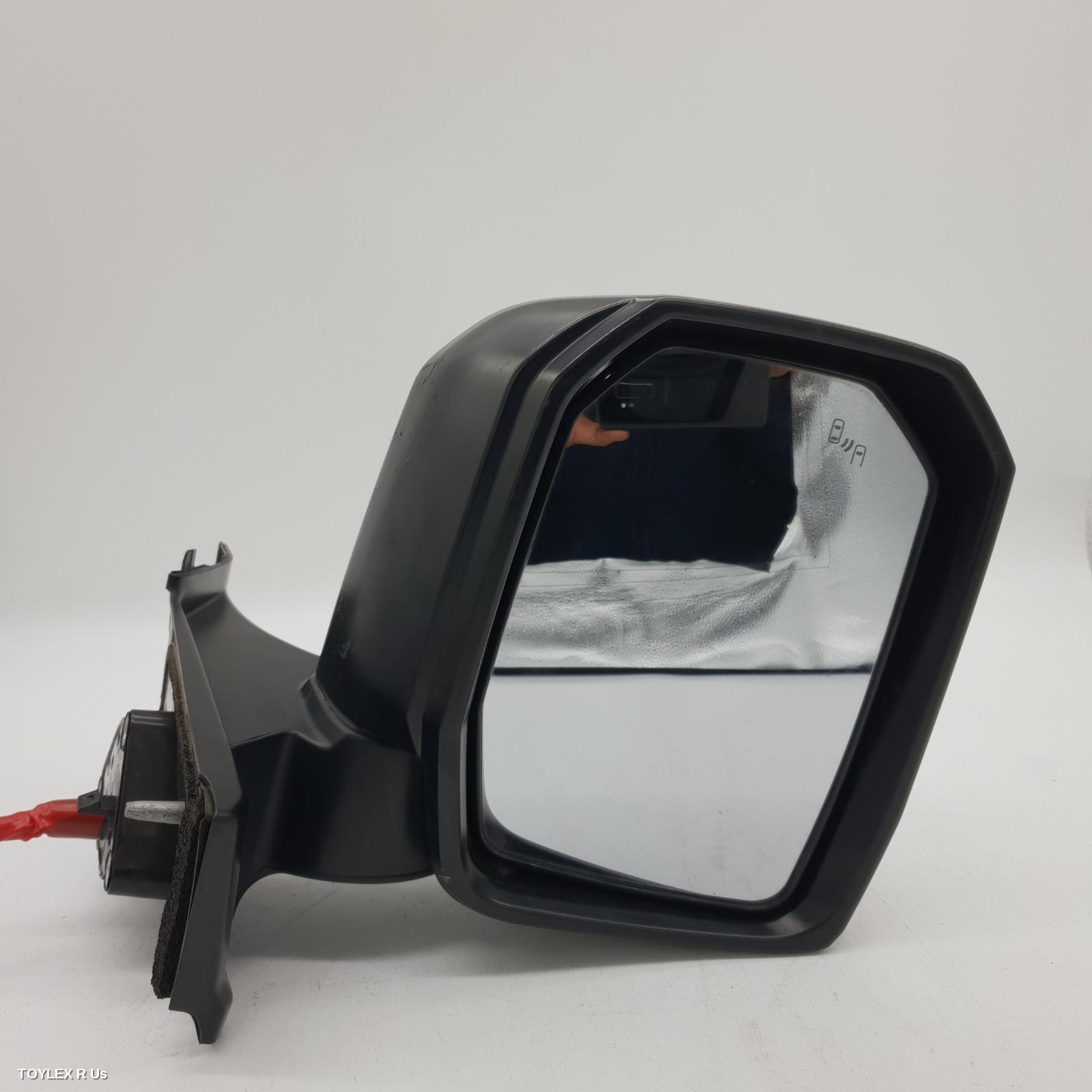 TOYOTA HIACE 2020 Right Door Mirror 300 SERIES, LWB, W/ BLIND SPOT TYPE