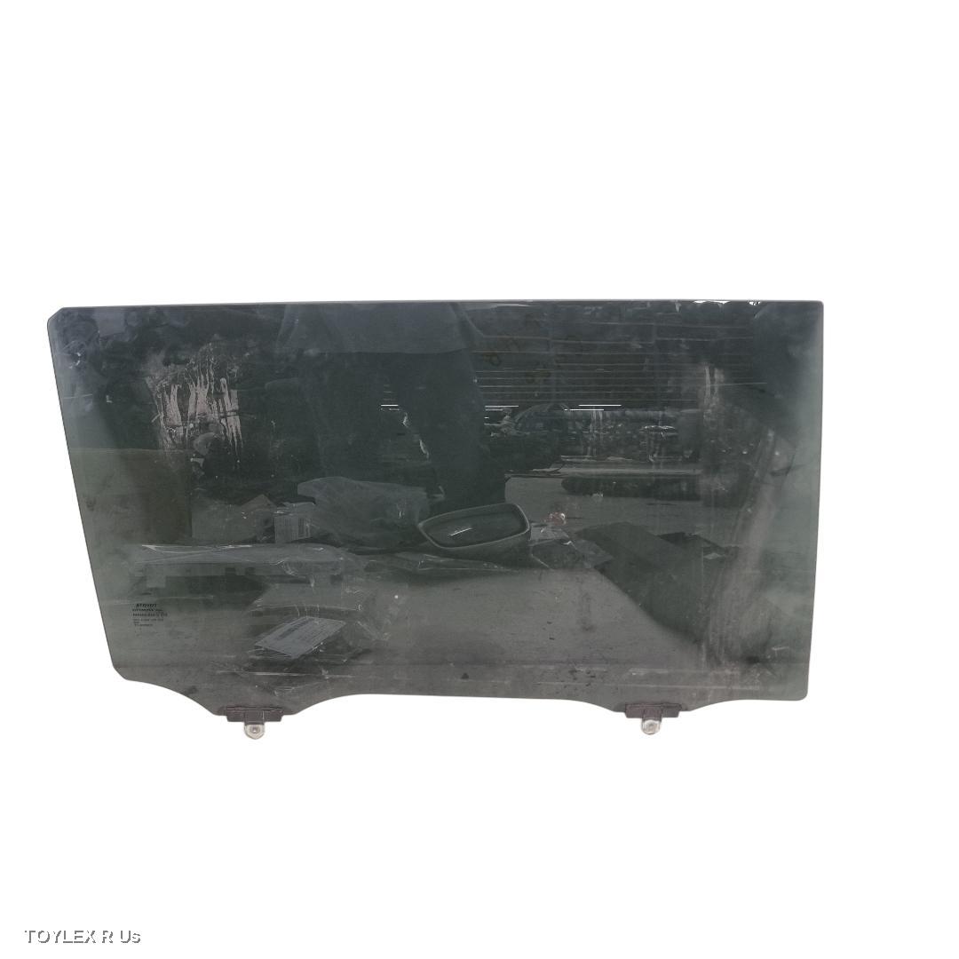TOYOTA KLUGER 2017 Right Rear Door Window GSU50/GSU55