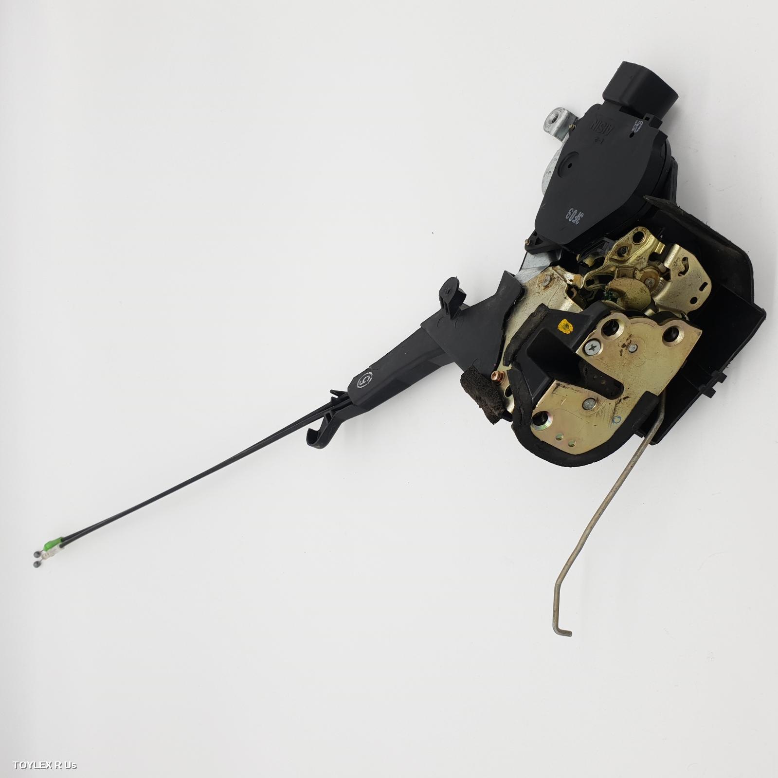 TOYOTA AVENSIS 2006 Door/Boot/Gate Lock LEFT FRONT DOOR LOCK, ACM20R