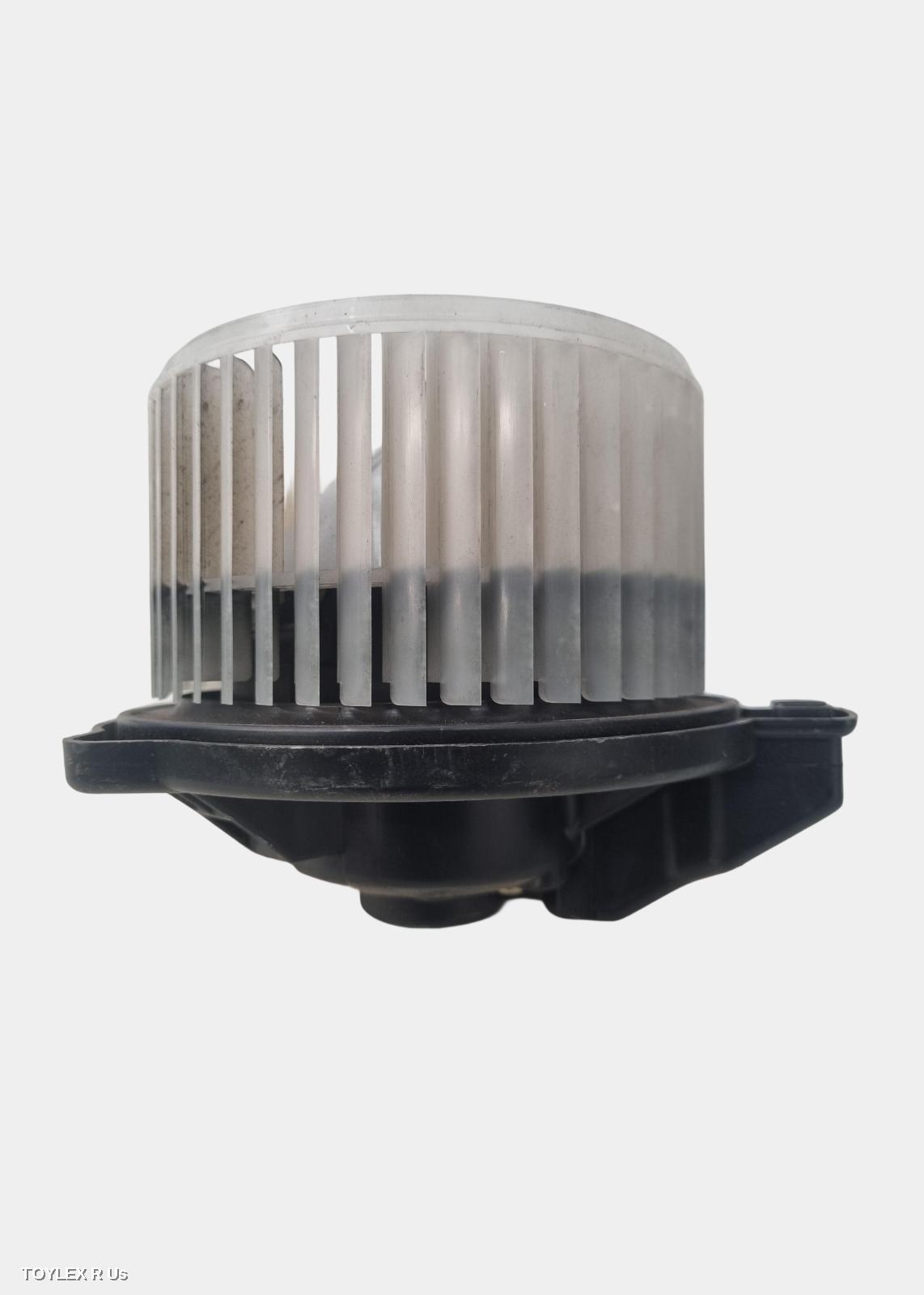 TOYOTA LANDCRUISER 2002 Heater Fan Motor FRONT, 100 SERIES
