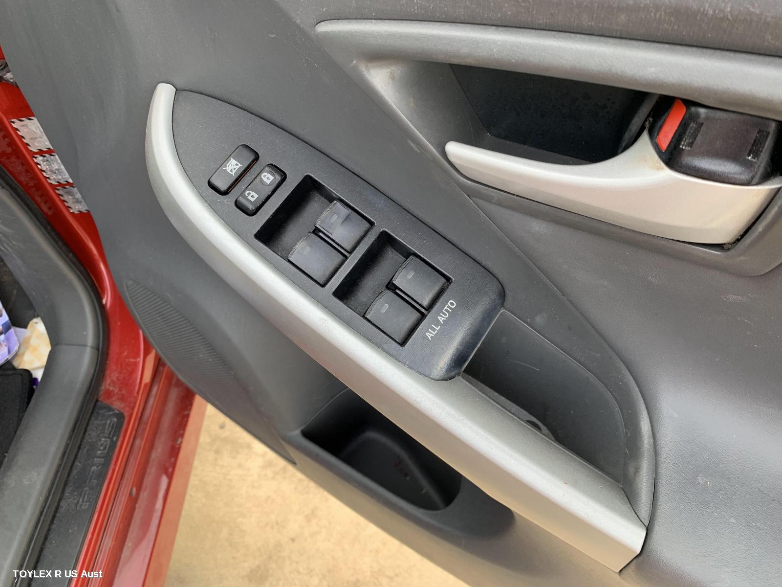 TOYOTA PRIUS 2011 Pwr Dr Wind Switch ZVW30R, RH FRONT (MASTER SWITCH)