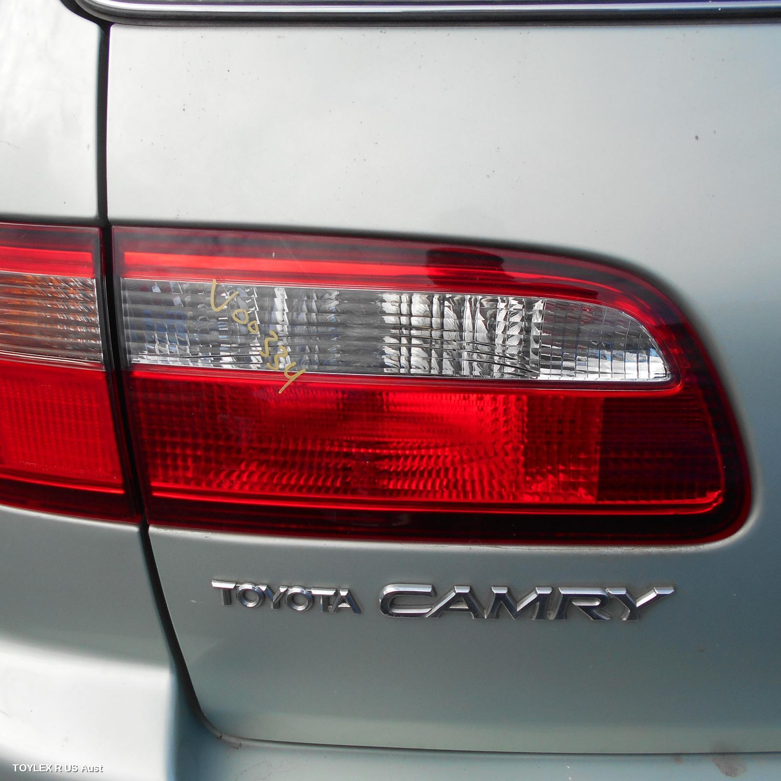 TOYOTA CAMRY 1999 Rear Garnish TAILGATE LAMP, LH SIDE, SK20