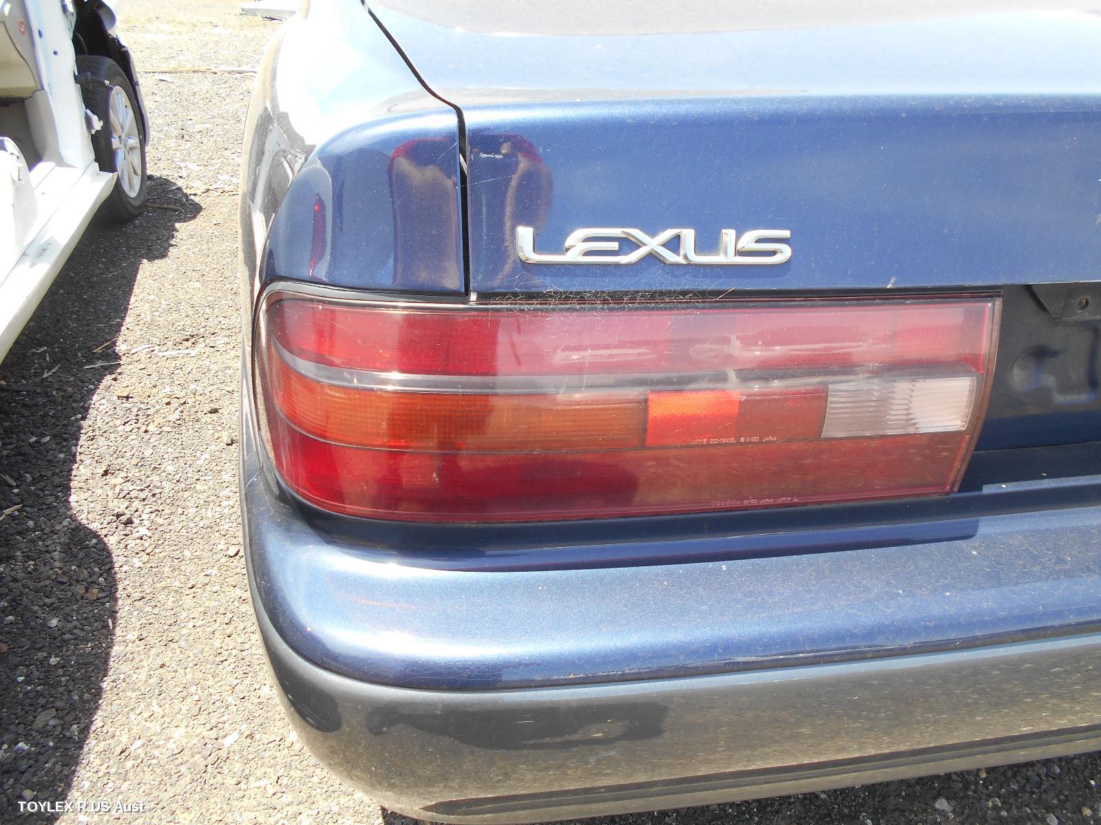 LEXUS ES300 (92-05), Left Taillight, VCV10, ORANGE FLASHER, KOITO, LENS# 32-128, 06/92-09/94