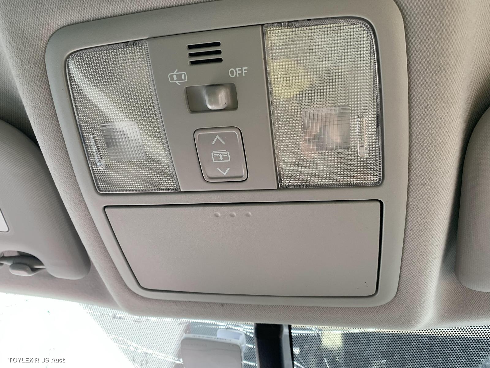 TOYOTA COROLLA 2014 Courtesy Light ZRE182R, FRONT