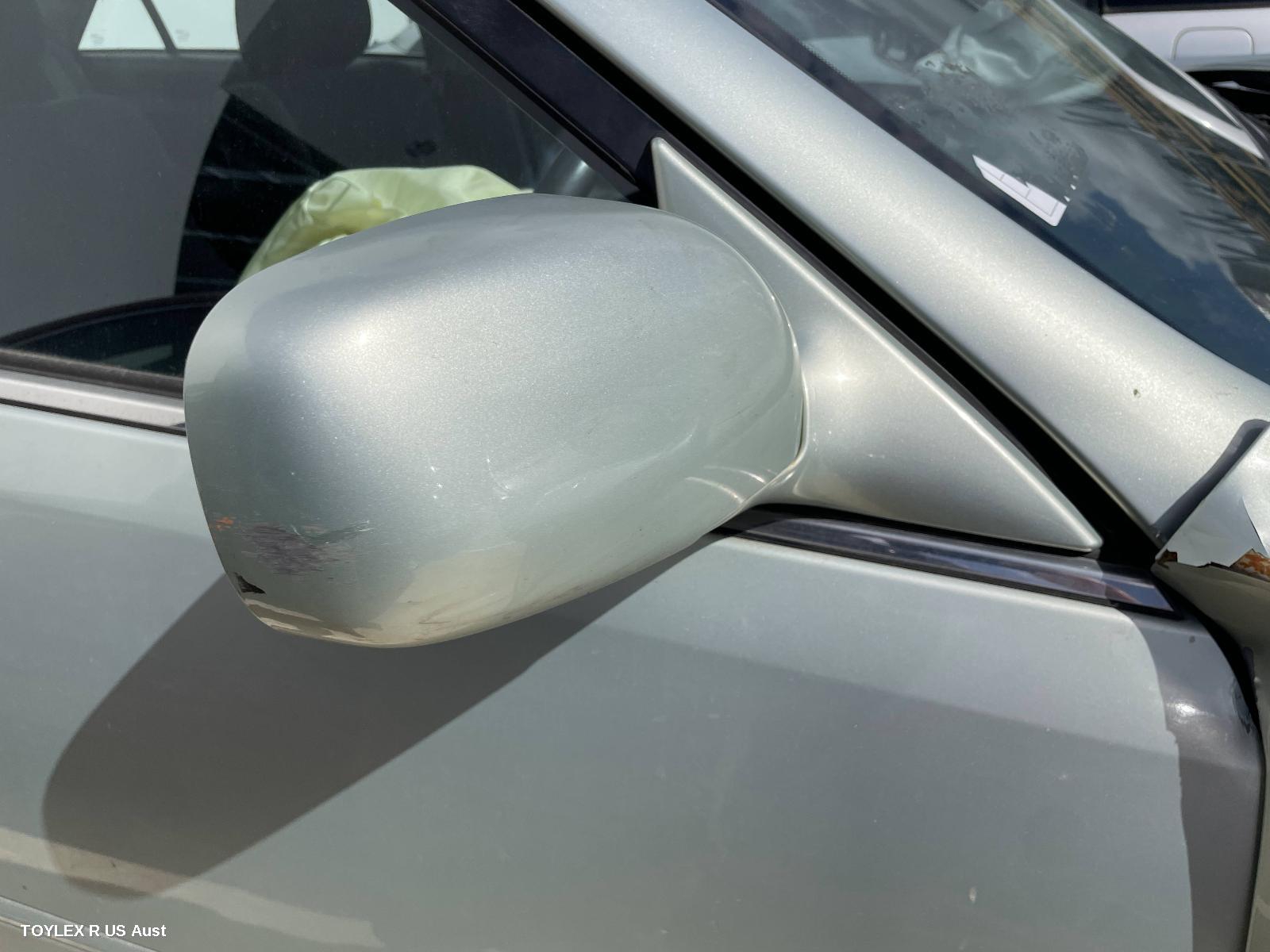 TOYOTA CAMRY 2003 Right Door Mirror SK36, COLOUR CODED