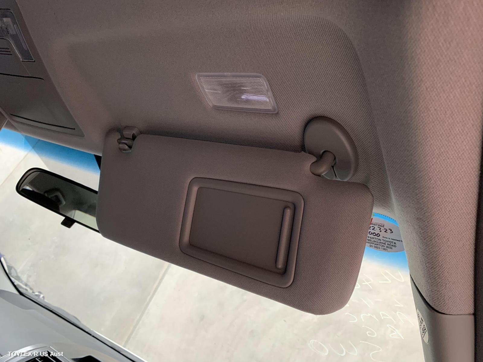 TOYOTA CAMRY 2017 Sunvisor ASV50/AVV50, RH SIDE, W/ LAMP TYPE