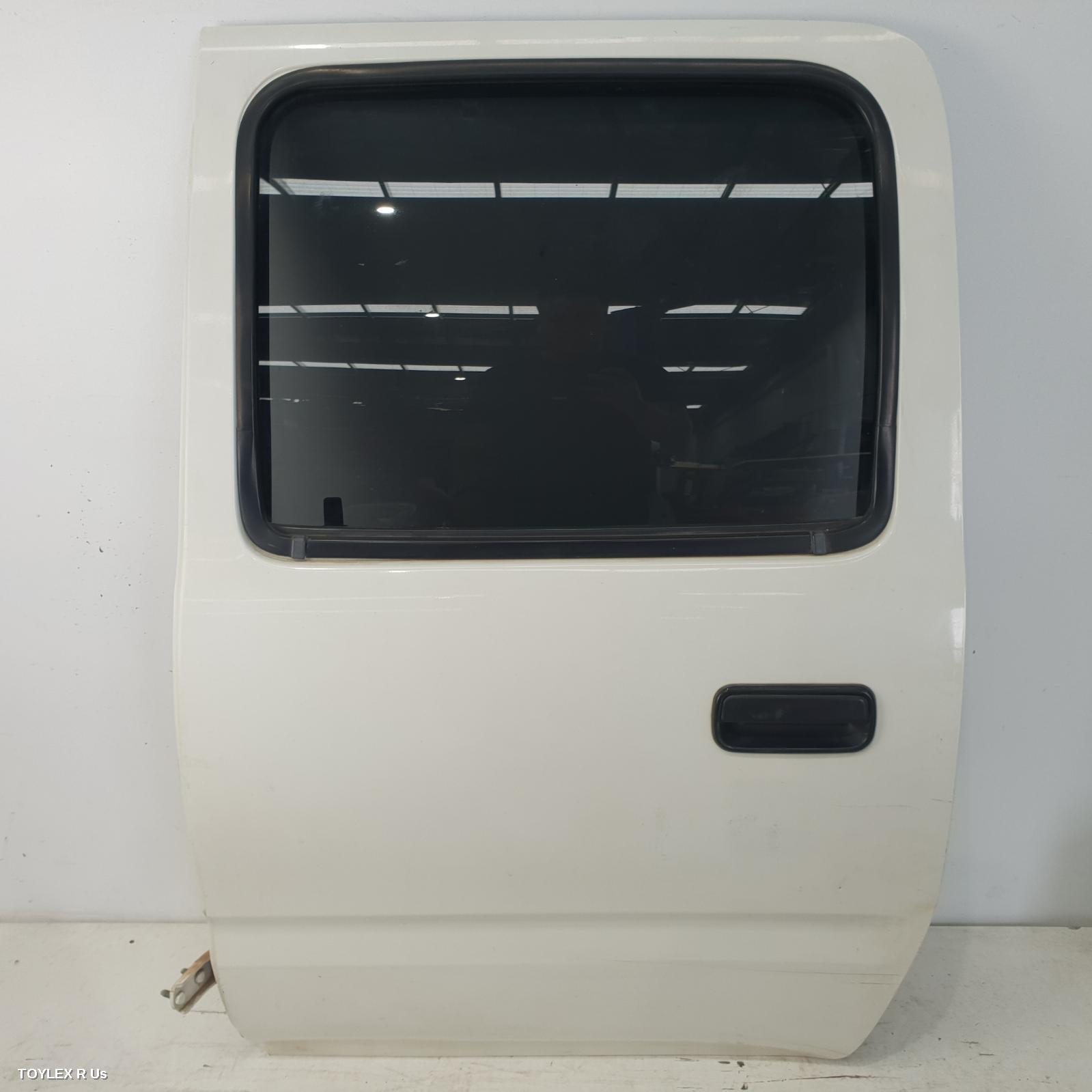 TOYOTA HILUX 2004 Left Rear Door/Sliding DUAL CAB