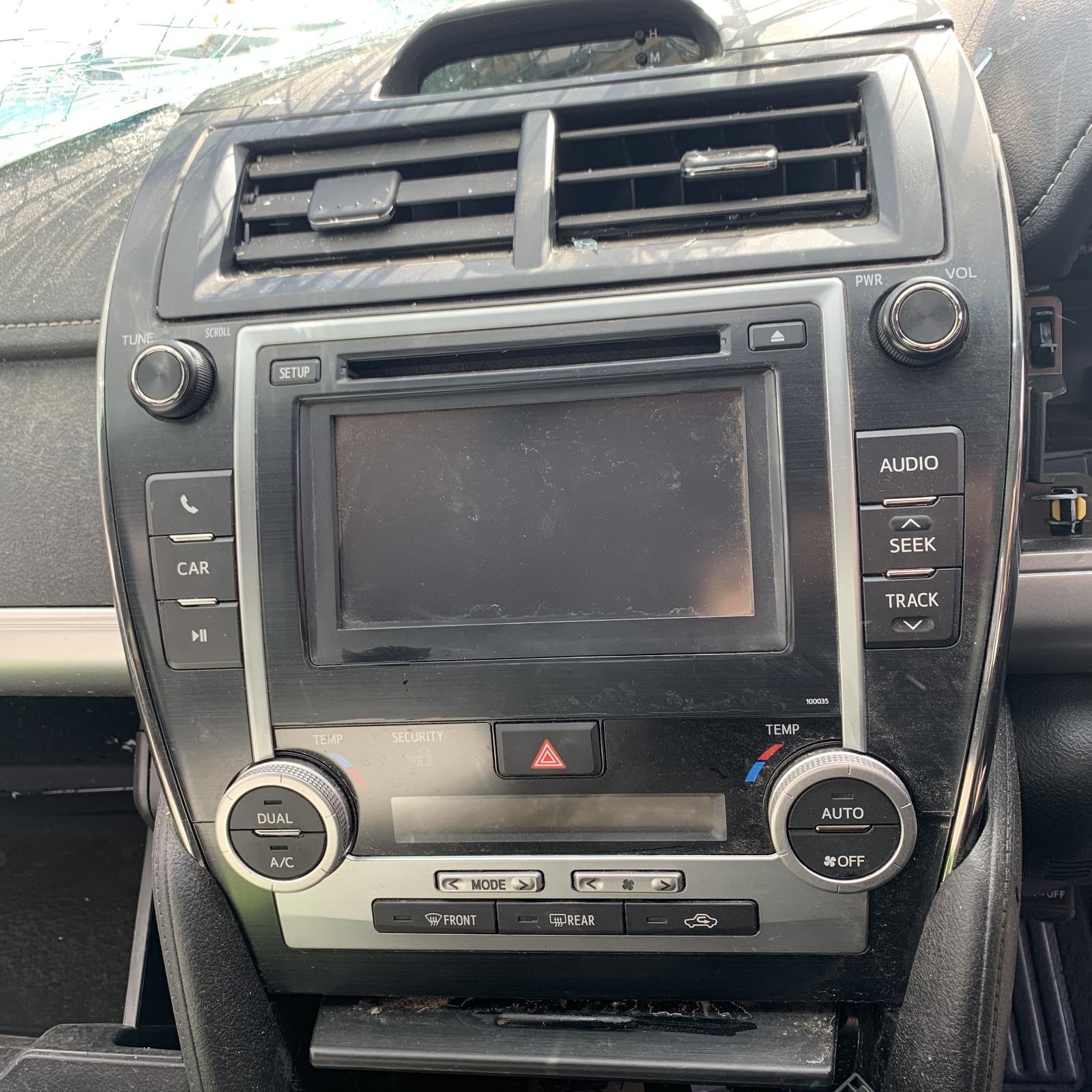 TOYOTA CAMRY, Radio/Cd/Dvd/Sat/Tv, CD PLAYER, TOUCH SCREEN, P/N ON FACE 100035, ACV50, 12/11-04/15