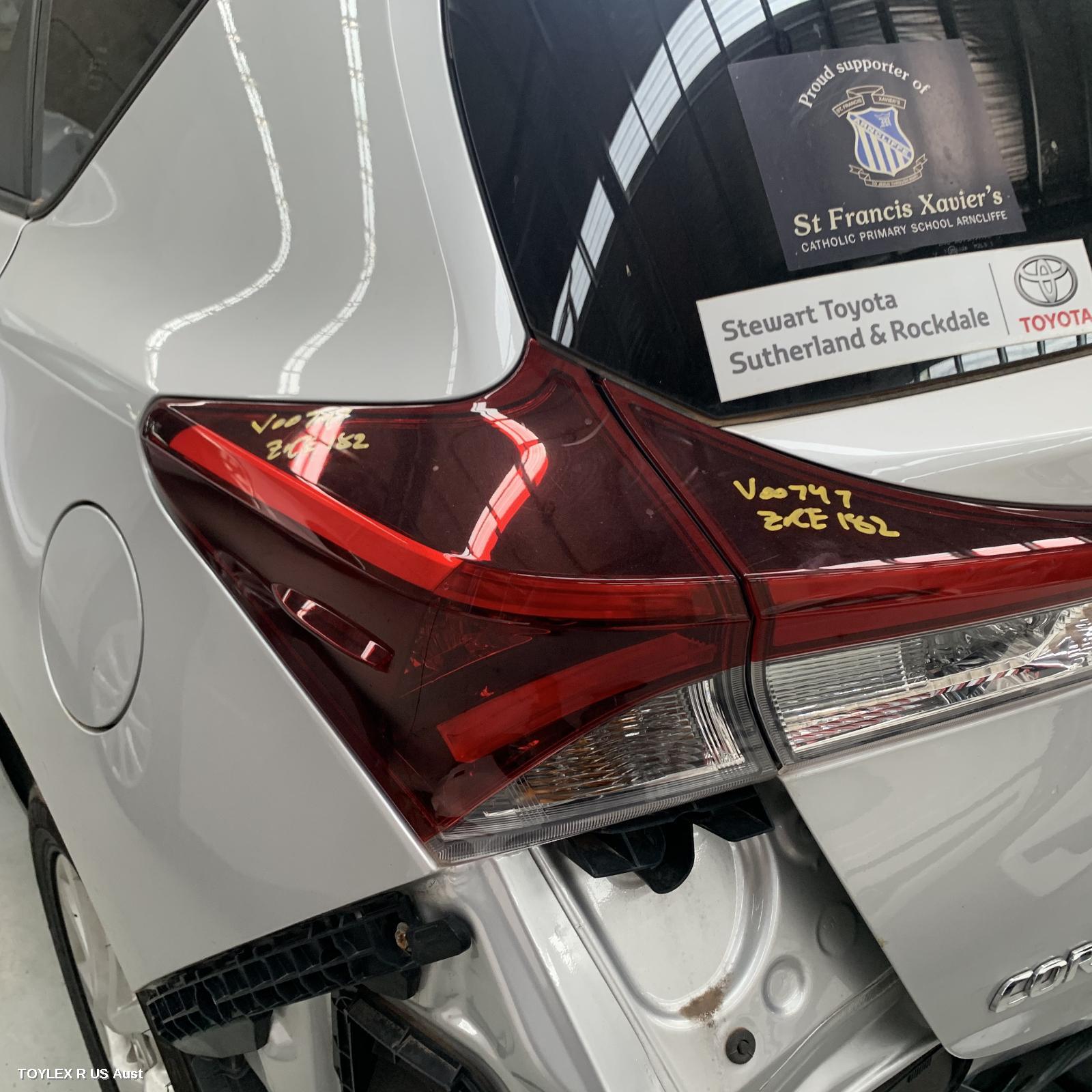 TOYOTA COROLLA 2017 Left Taillight ZRE182R/ZWE186R, HATCH