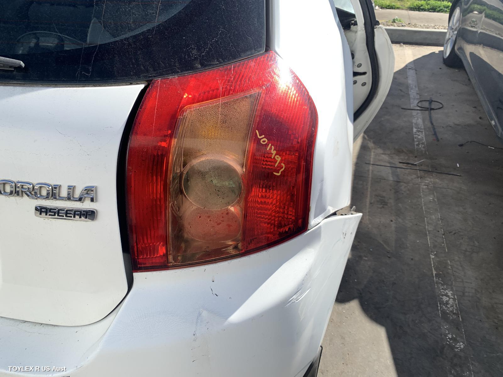 TOYOTA COROLLA 2006 Right Taillight ZZE122 (JAPAN-VIN JTD), HATCH, LENS#