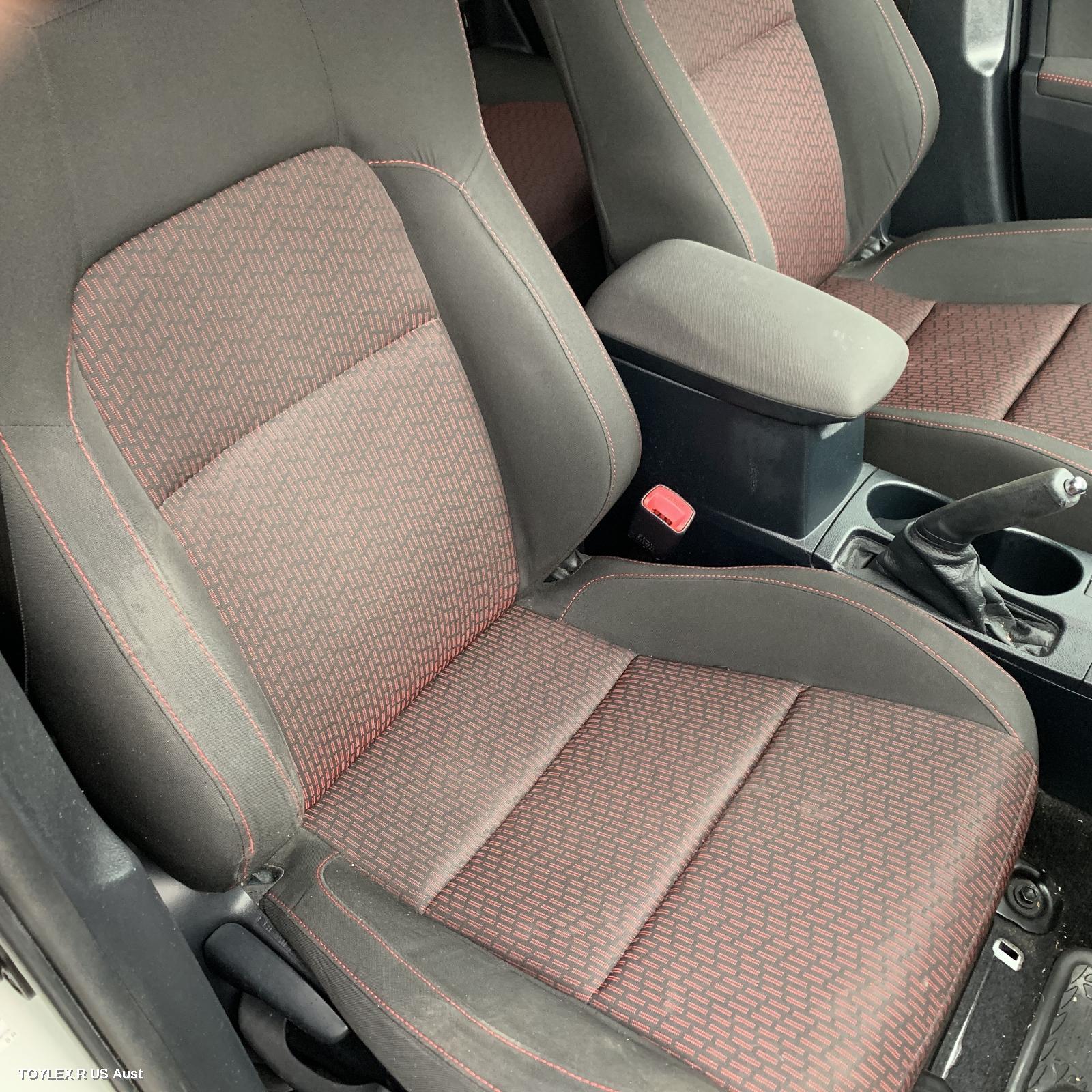 TOYOTA COROLLA 2012 Front Seat RH FRONT, ZRE182R, HATCH, CLOTH, SX