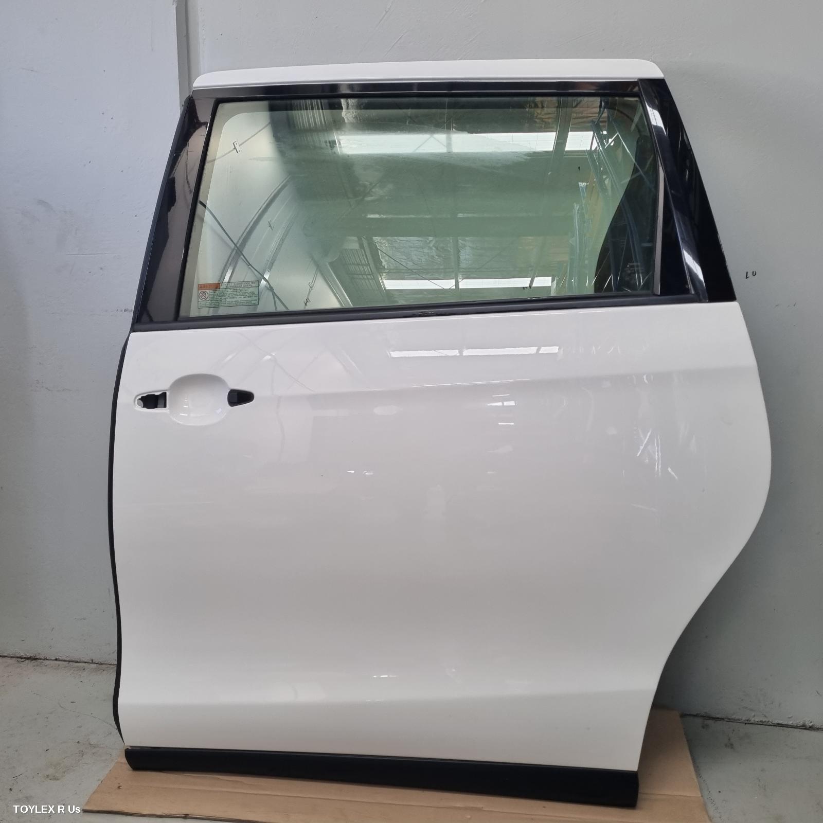 TOYOTA TARAGO 2011 Left Rear Door/Sliding ACR50R, NON CURTAIN AIRBAG TYPE