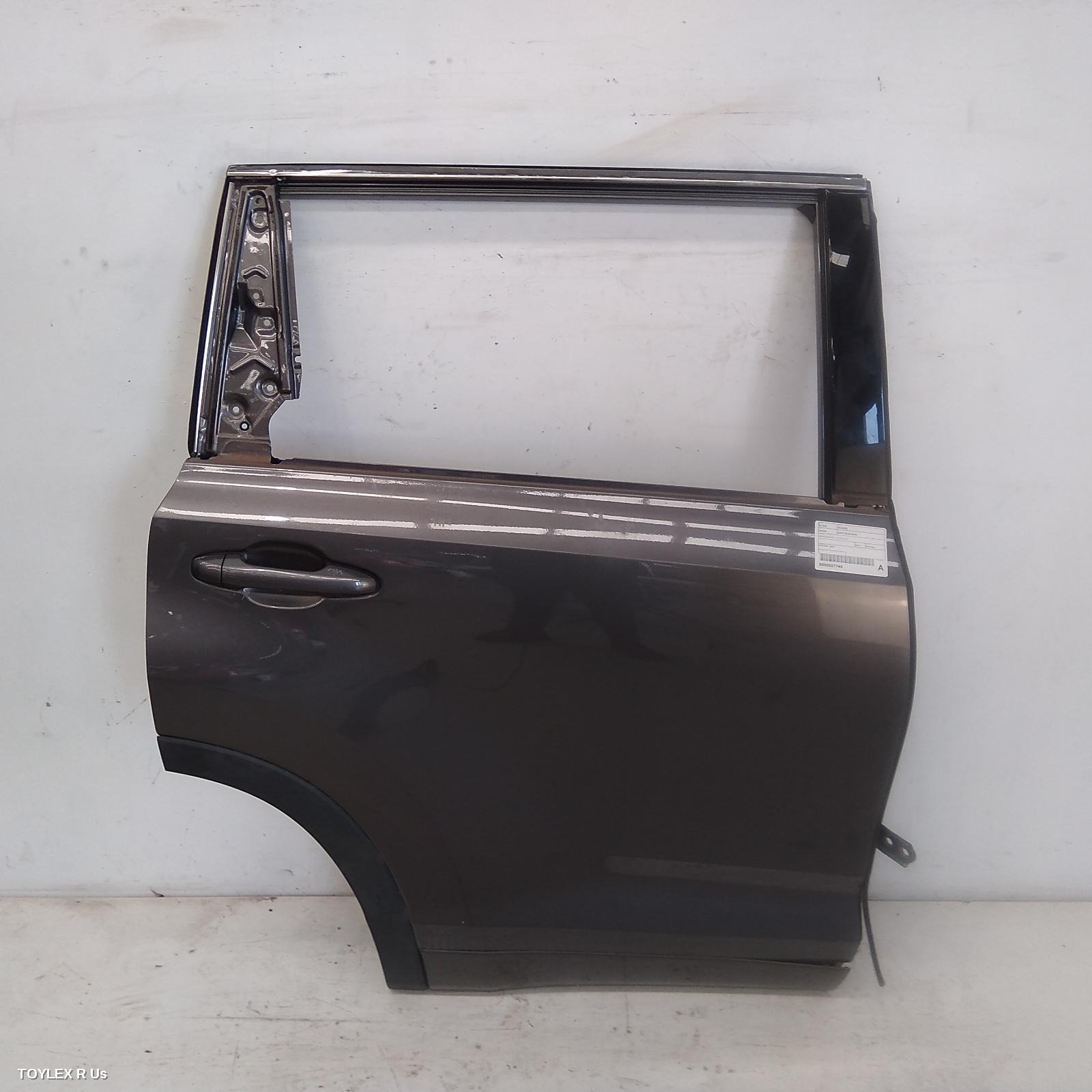 TOYOTA KLUGER 2019 Right Rear Door Sliding GSU50/GSU55