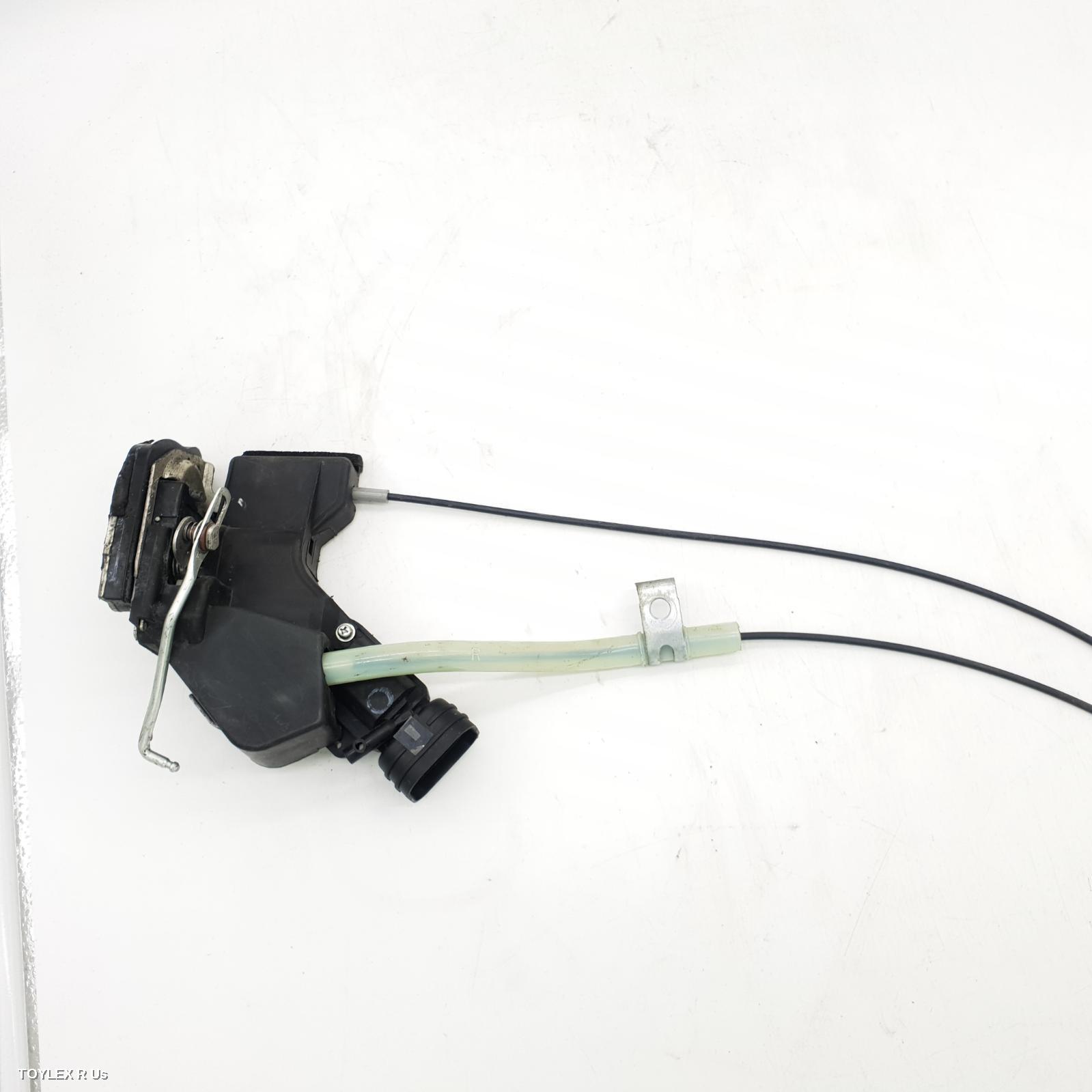 TOYOTA LANDCRUISER 2003 Door/Boot/Gate Lock 100 SERIES, RIGHT REAR DOOR LOCK, CENTRAL LOCKING TYPE