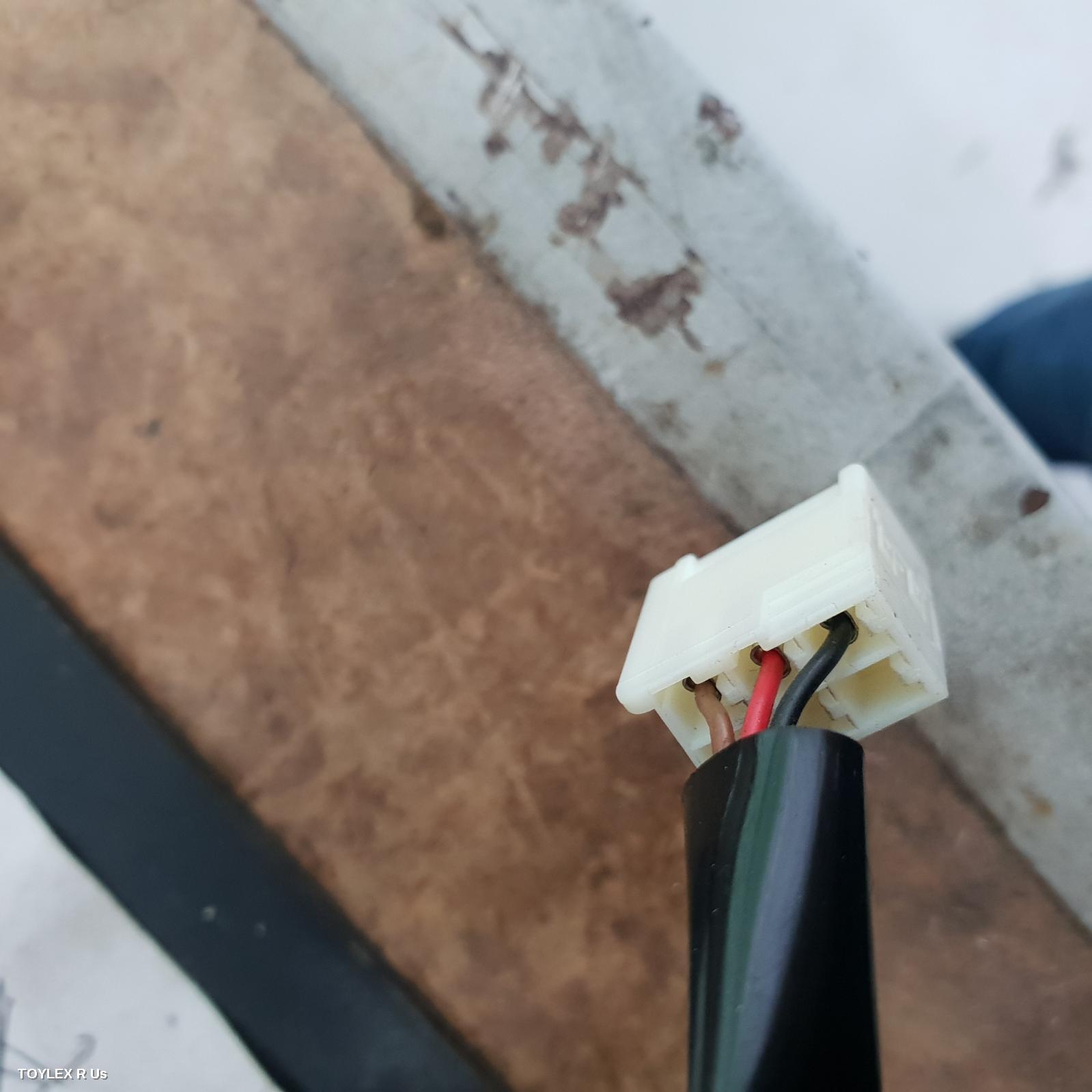 TOYOTA RAV4 2004 Right Door Mirror ACA2#R, POWER, BLACK