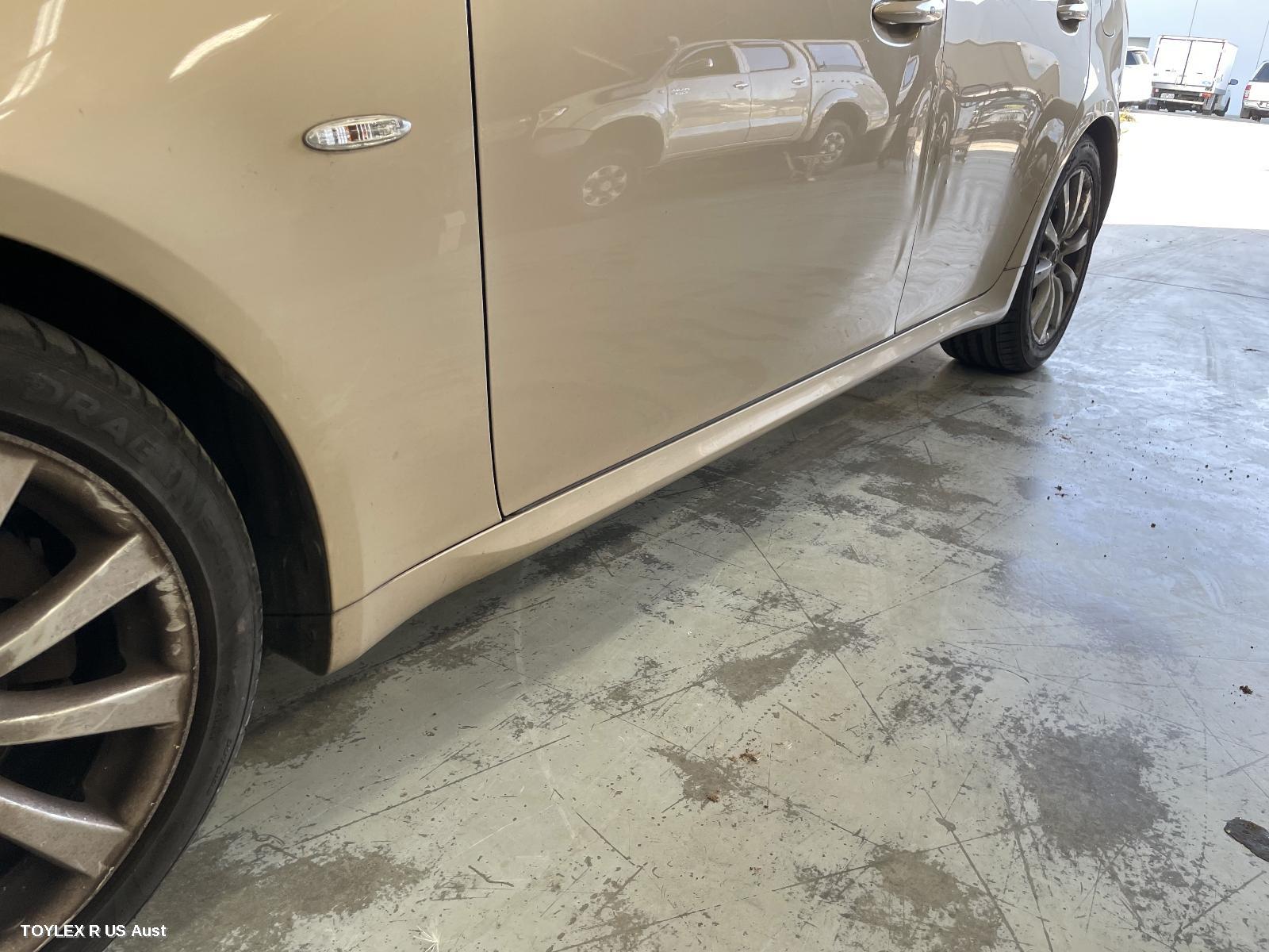 LEXUS IS250/IS250C 2007 Side Step/Skirt GSE20R, LH SIDE