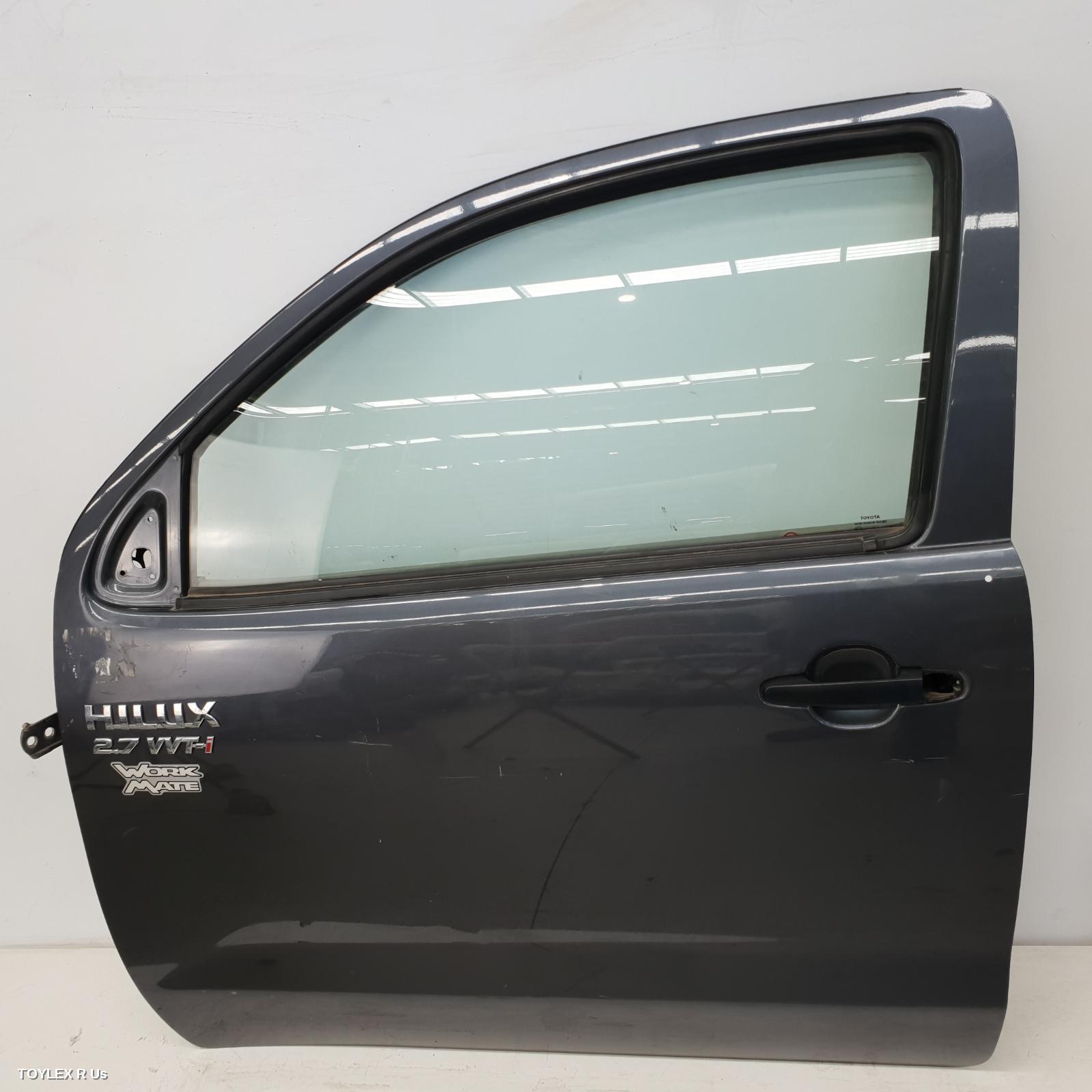 TOYOTA HILUX 2011 Left Front Door SINGLE/EXTRA CAB