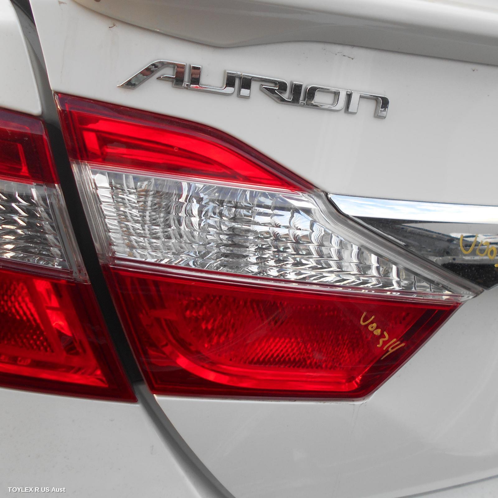 TOYOTA AURION 2015 Rear Garnish BOOTLID LAMP (LH SIDE), GSV50R