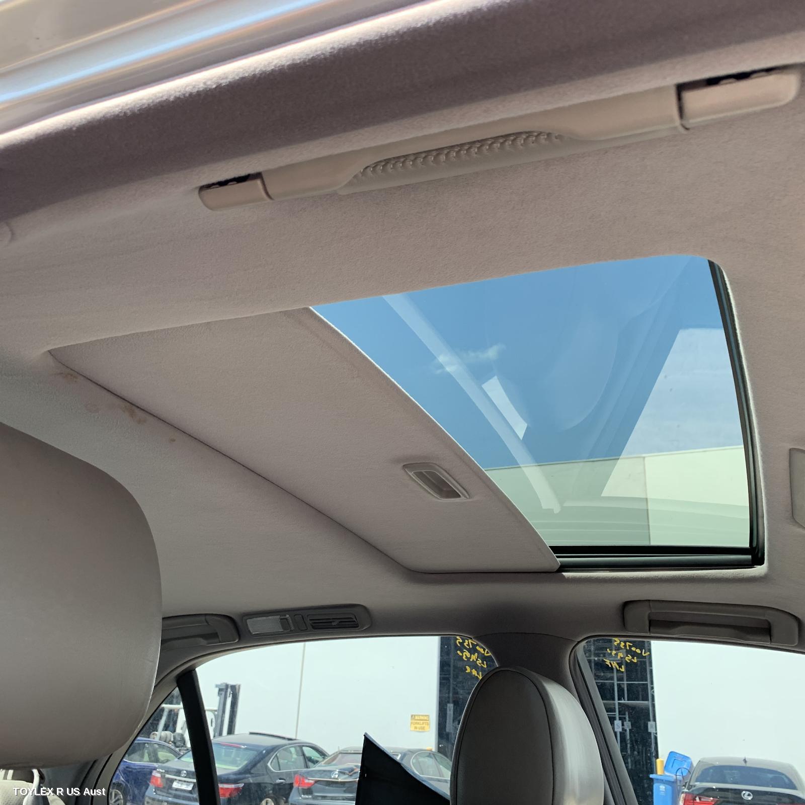 LEXUS LS430 2001 Roof Glass/Sunroof/T UCF30R